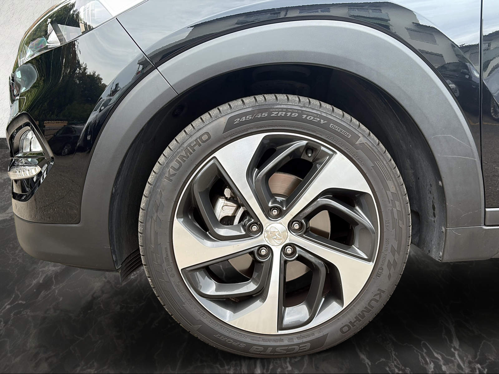 HYUNDAI Tucson 2.0 CRDI Vertex 4WD Automatic | Panorama-Glasdach | 1. Hand | 8-fach | Sitzheizung | Lenkradheizung |-image-8
