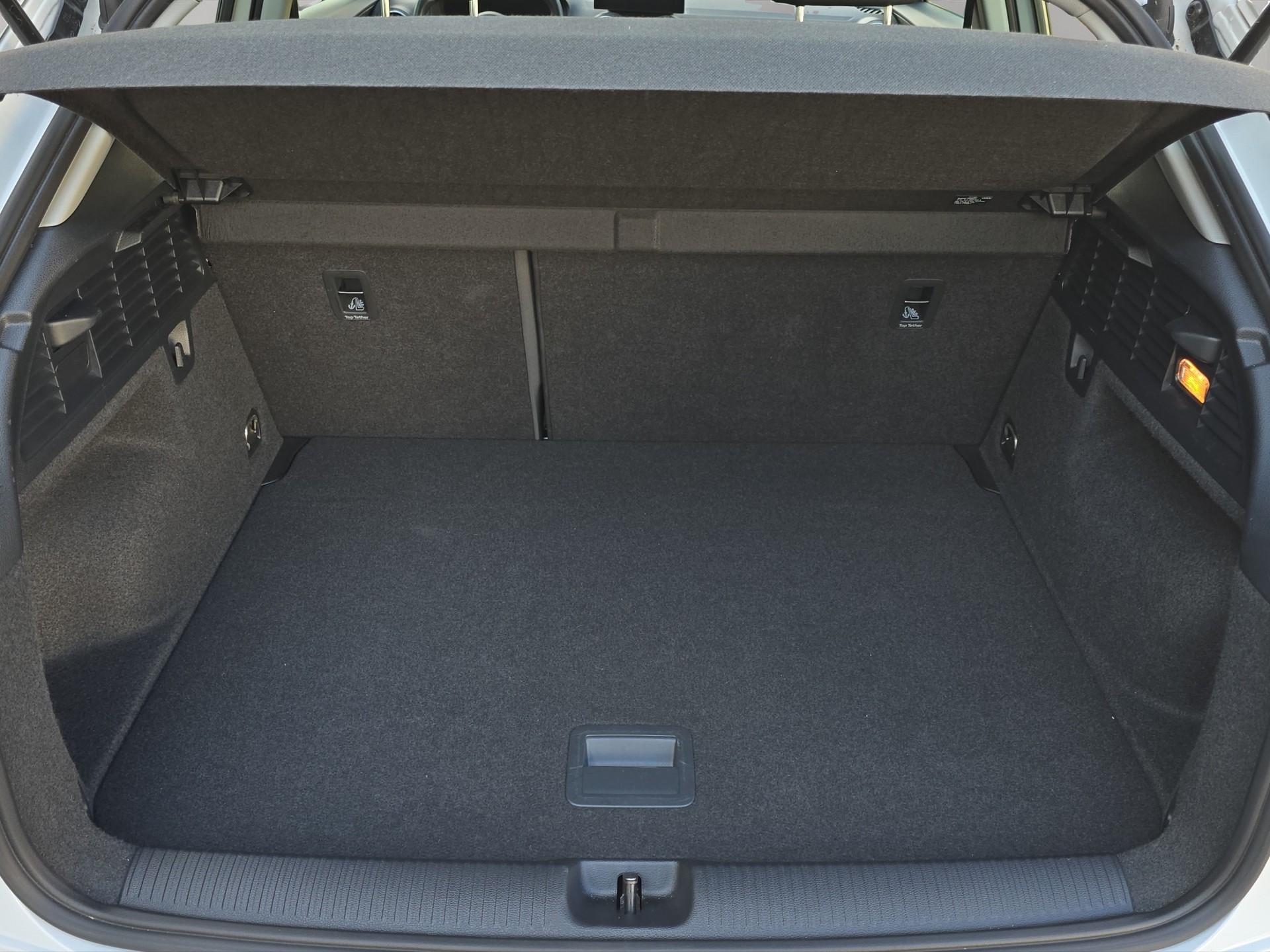 AUDI Q2 35 TFSI advanced S-tronic-image-6