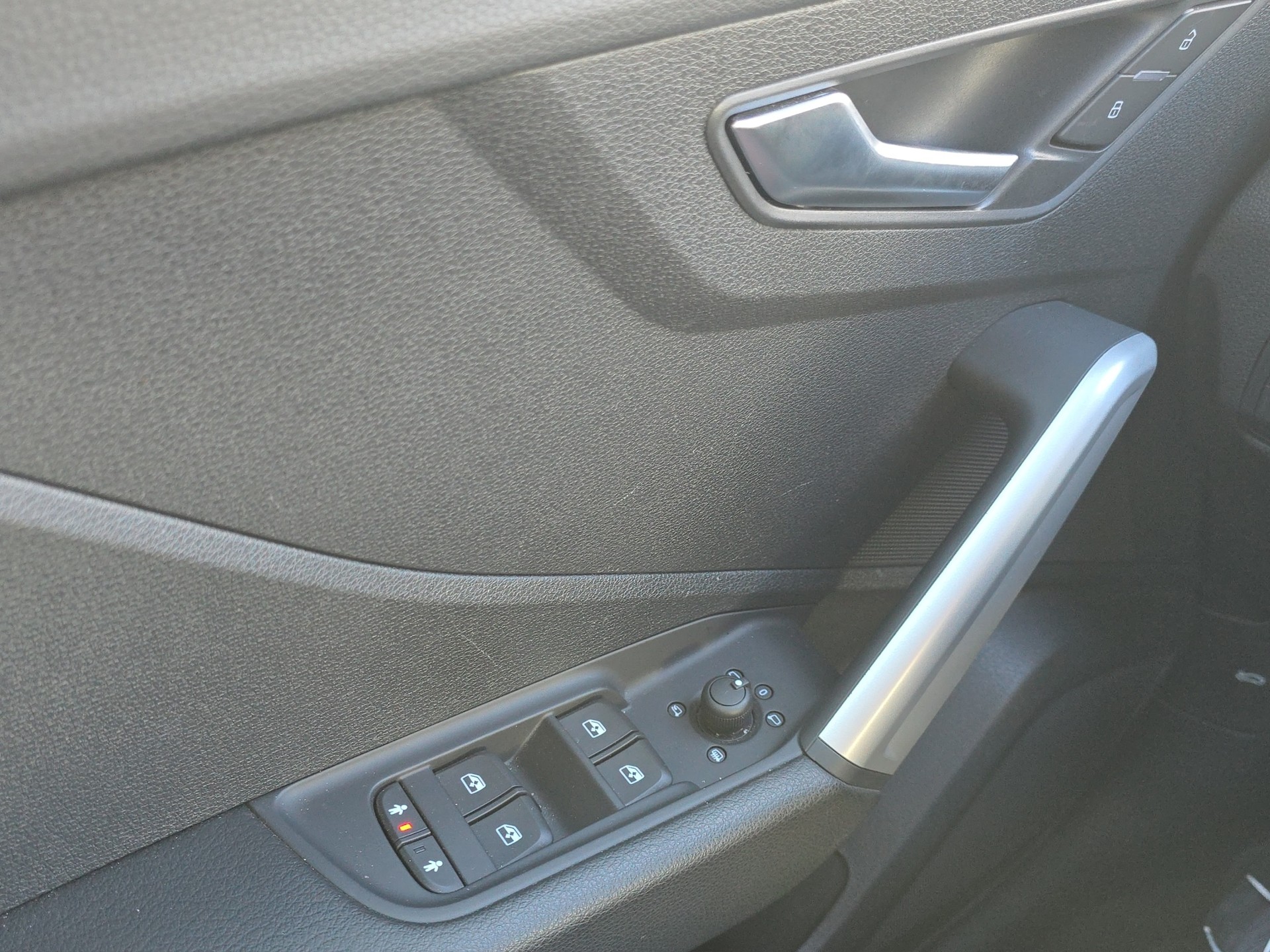 AUDI Q2 35 TFSI advanced S-tronic-image-14
