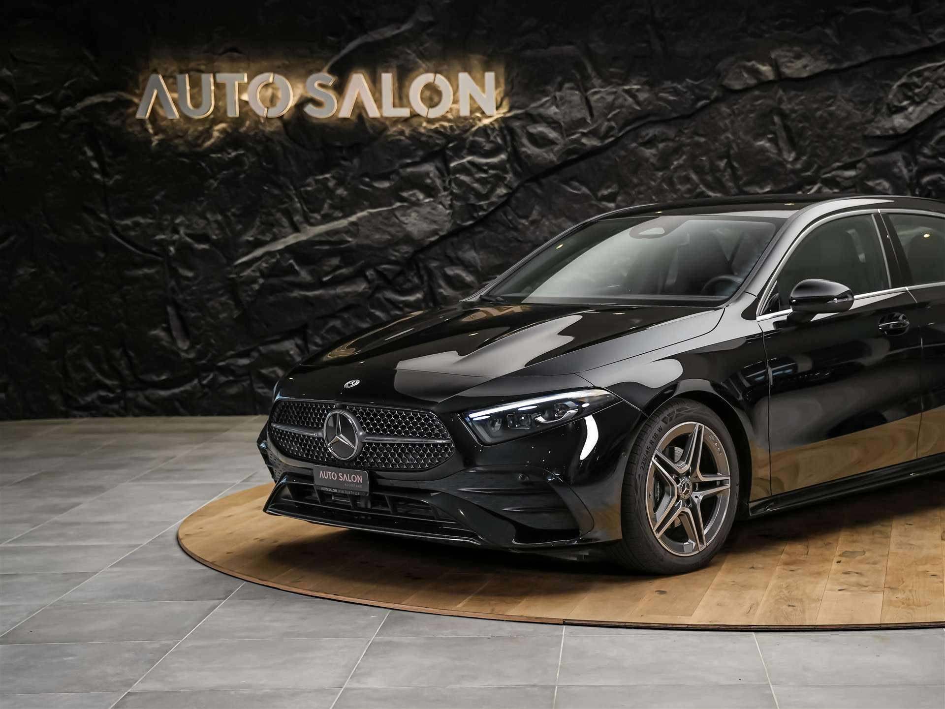 MERCEDES-BENZ A 200 AMG Line d 8G-DCT *Facelift*Werksgarantie*Multibeam LED-image-13