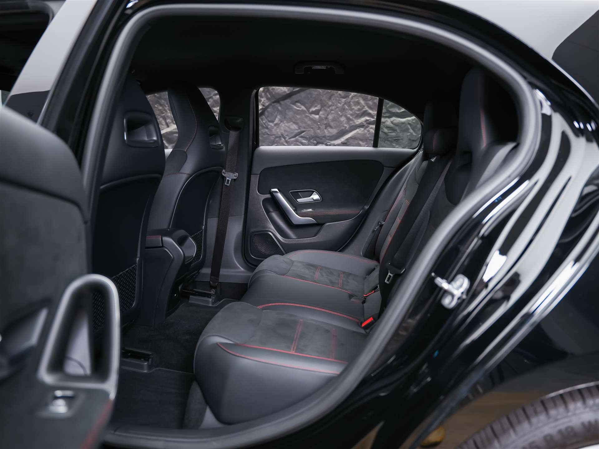 MERCEDES-BENZ A 200 AMG Line d 8G-DCT *Facelift*Werksgarantie*Multibeam LED-image-11