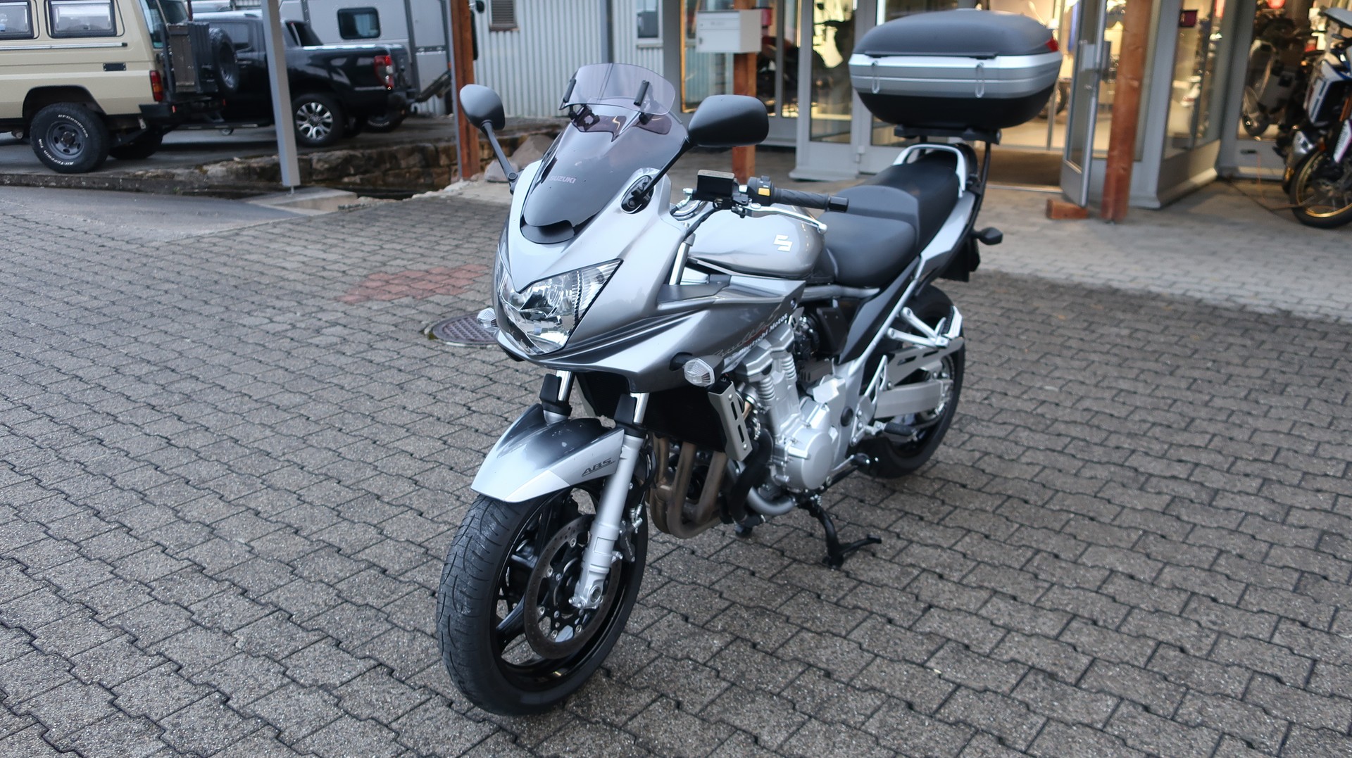 SUZUKI GSF 1250 S Bandit ABS-image-1