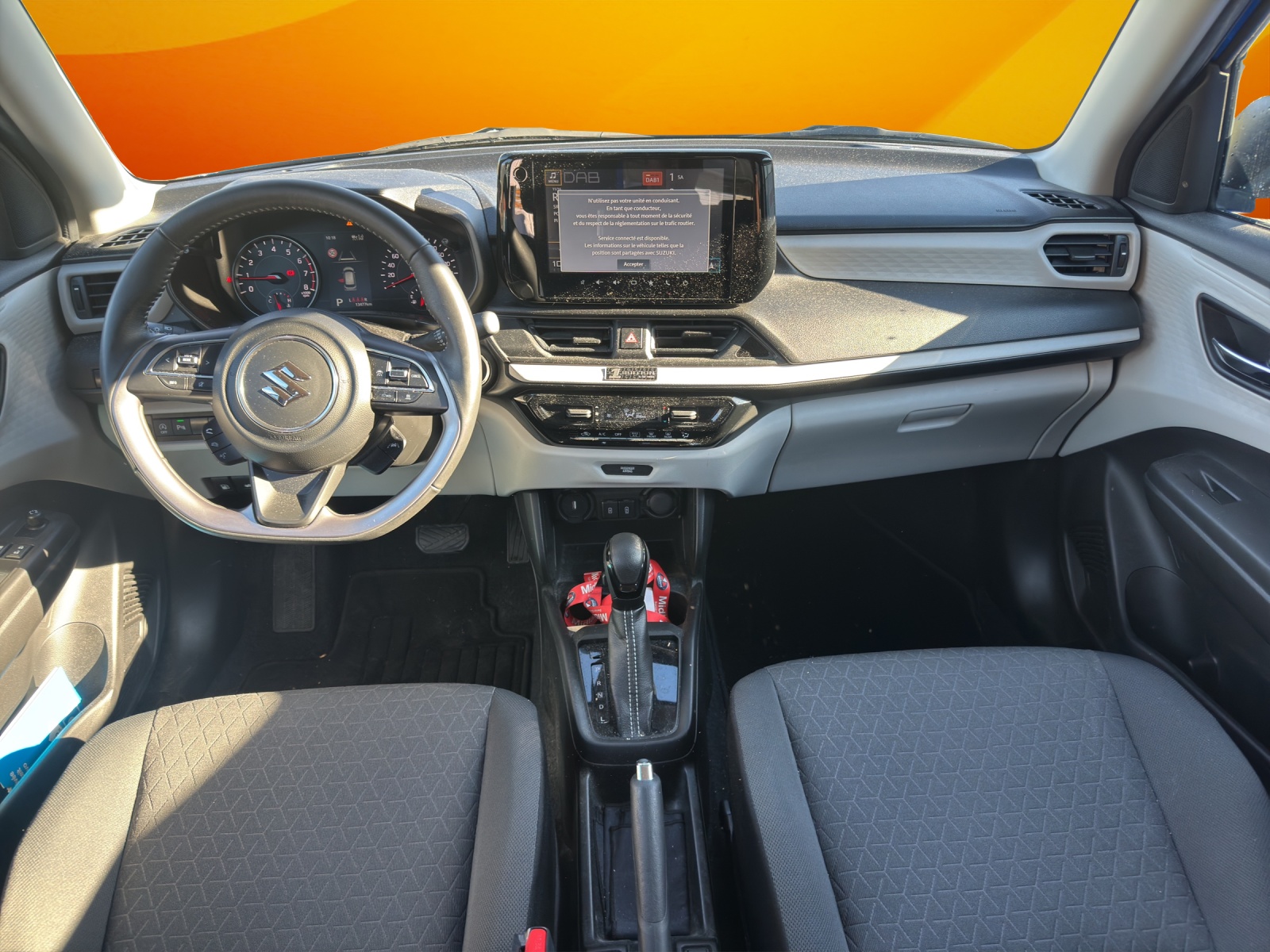 SUZUKI Swift 1.2 Compact+ Hybrid CVT-image-8