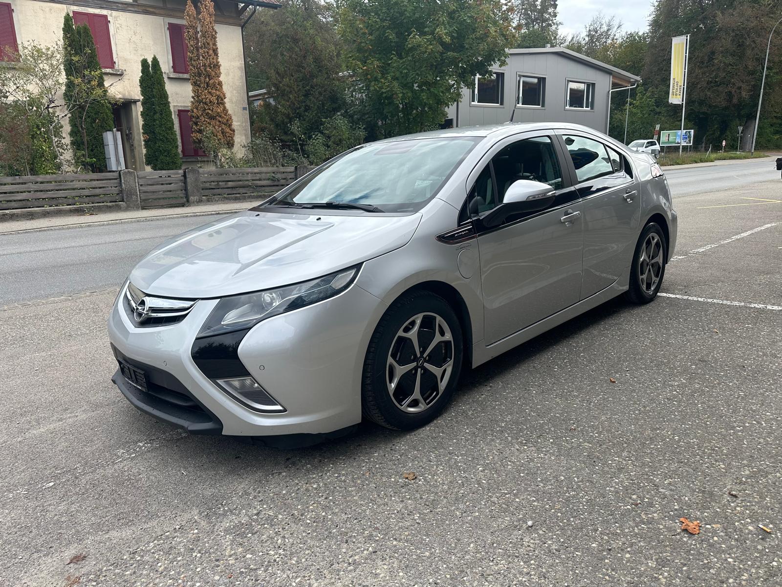 OPEL Ampera E-REV-showroom-element-1