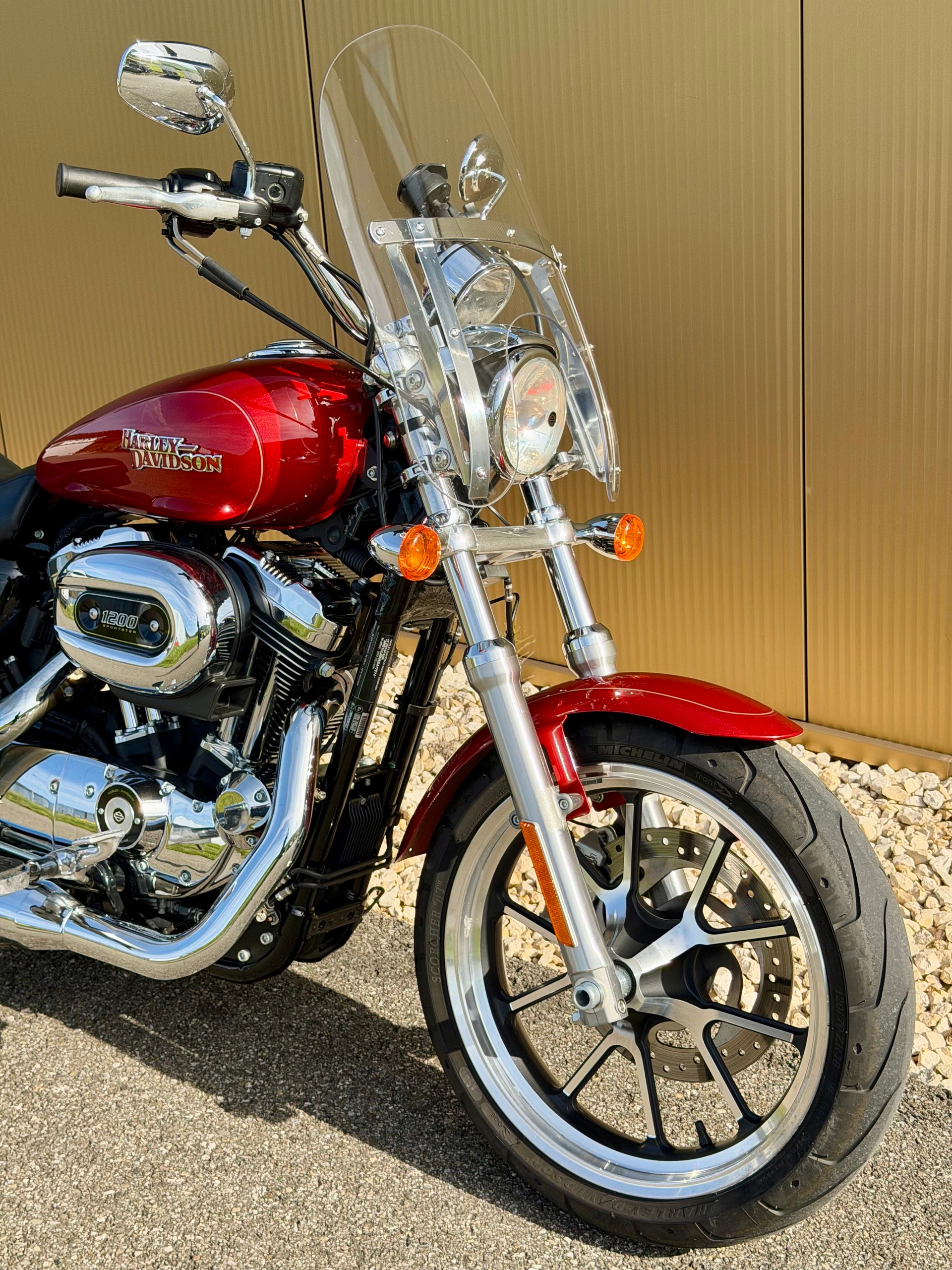 HARLEY-DAVIDSON XL 1200 T Super Low ABS-image-1