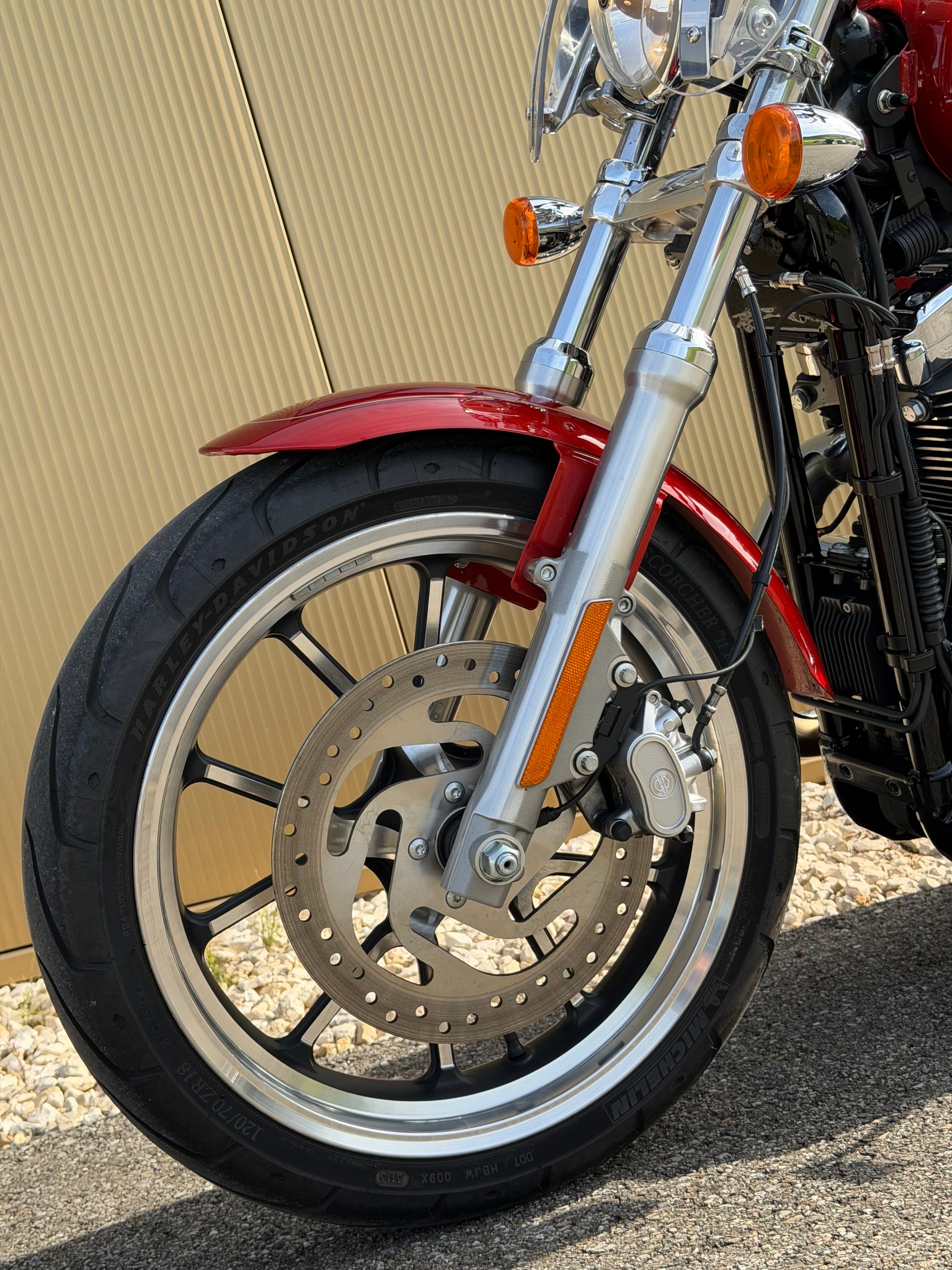 HARLEY-DAVIDSON XL 1200 T Super Low ABS-image-8