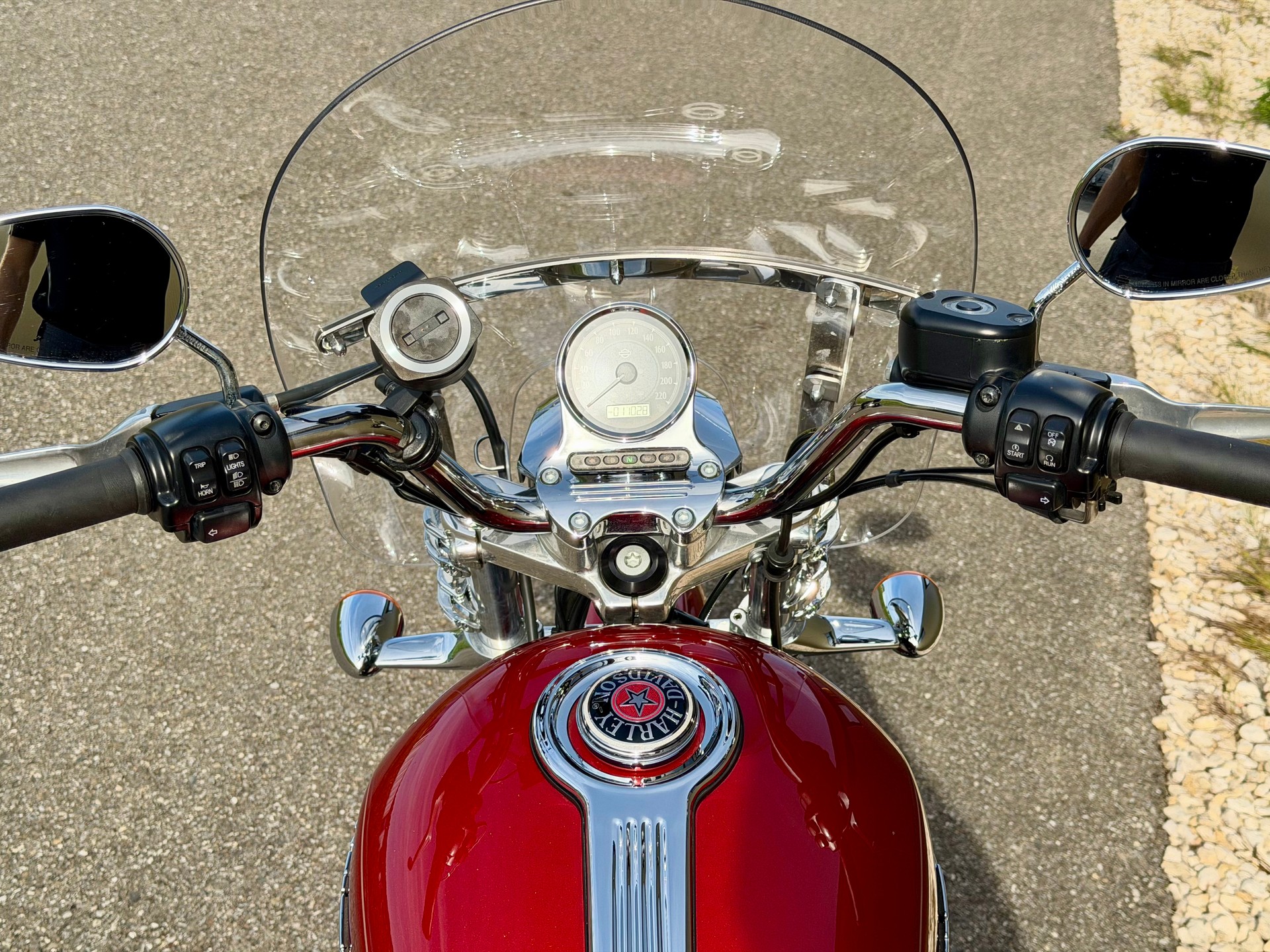 HARLEY-DAVIDSON XL 1200 T Super Low ABS-image-15