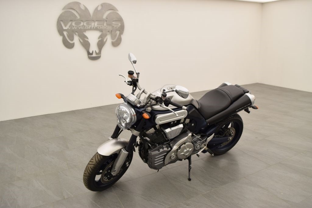 YAMAHA MT-01-image-2