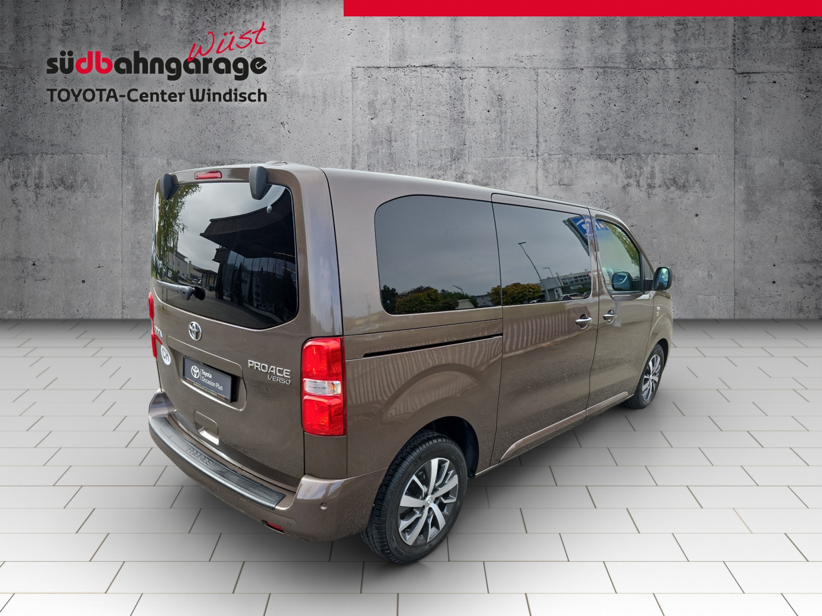 TOYOTA Proace Verso 2.0 D-4D Shuttle L1 Automatic-image-12