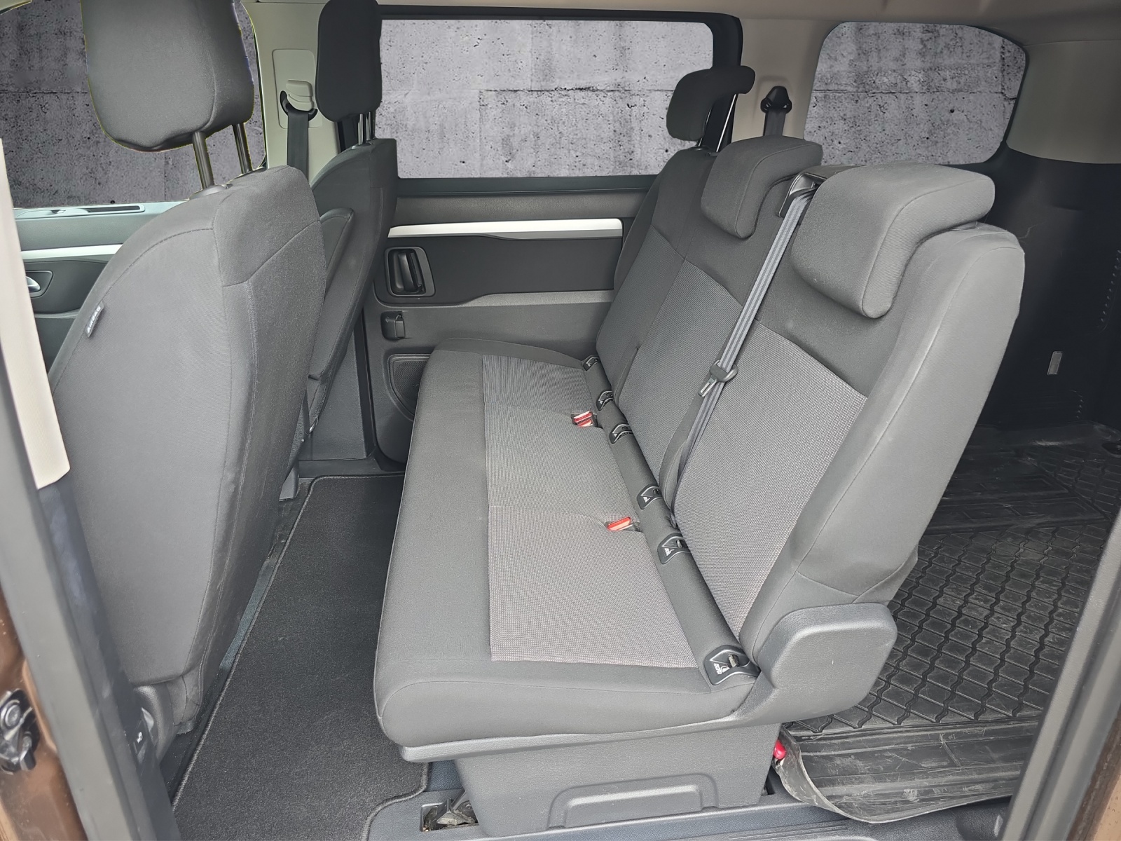 TOYOTA Proace Verso 2.0 D-4D Shuttle L1 Automatic-image-9