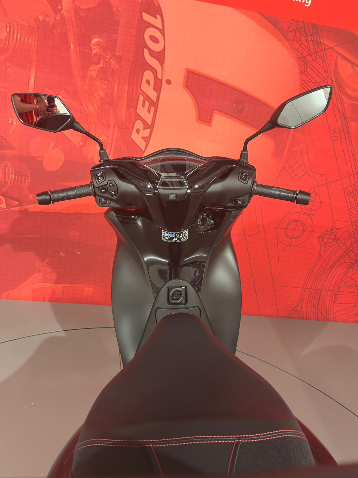 HONDA SH 125 + * Coal Black Metal*-image-10