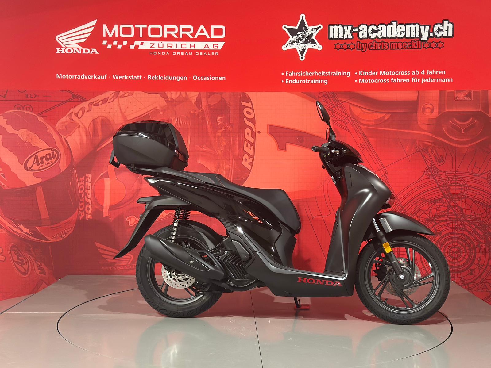 HONDA SH 125 + * Coal Black Metal*-image-1