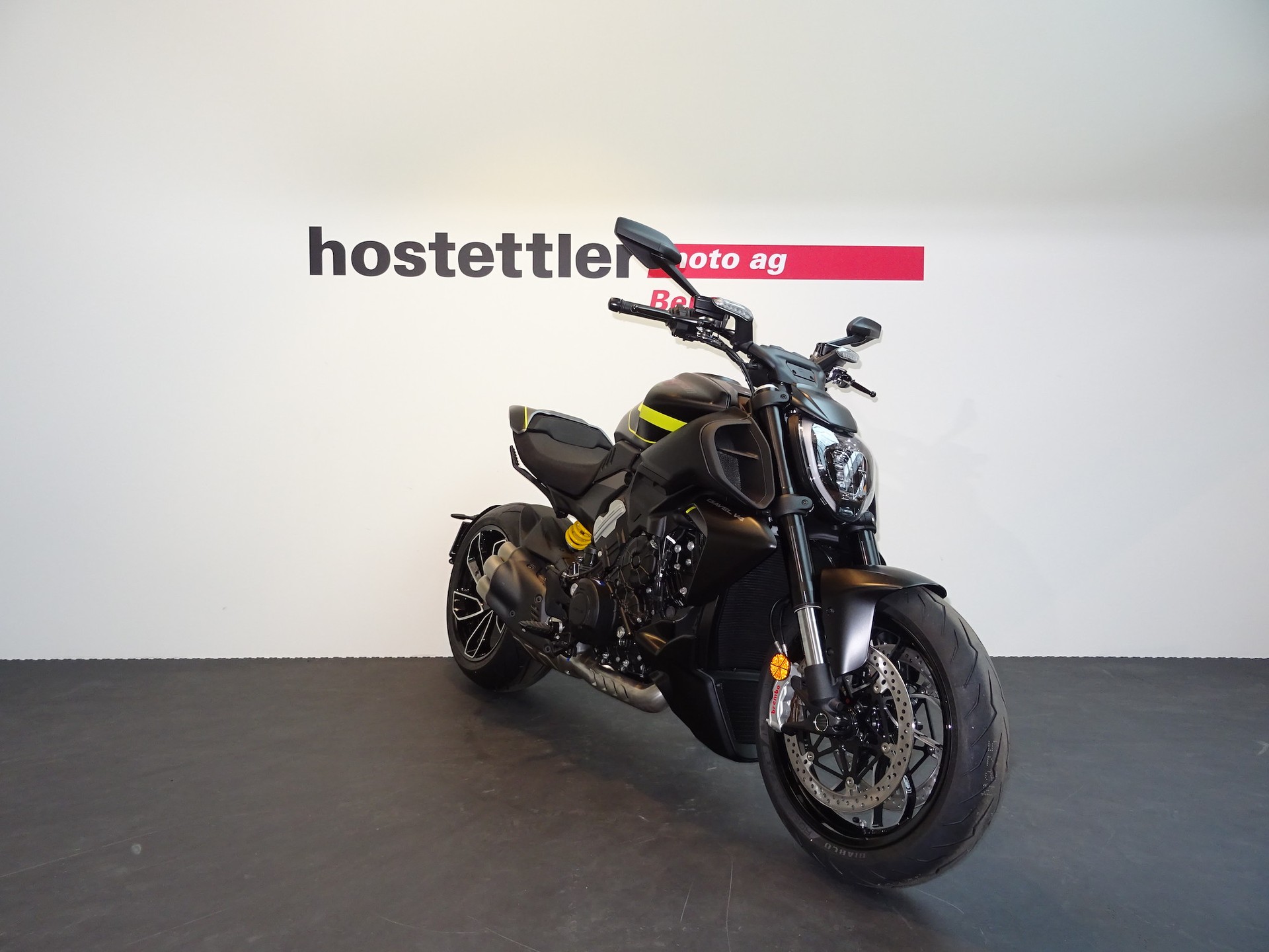 DUCATI Diavel V4-image-0
