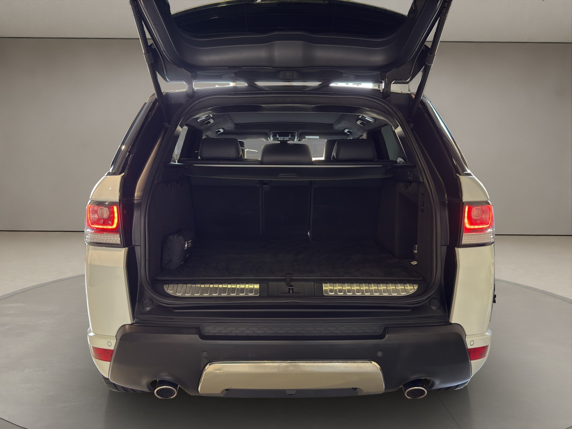 LAND ROVER Range Rover Sport 3.0 SDV6 Hybrid Autobiogr. Aut.-image-24