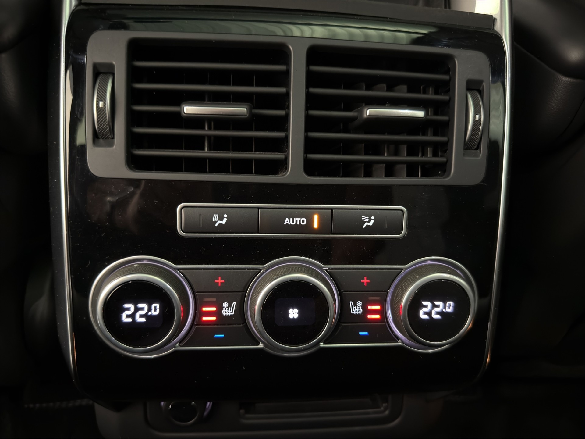 LAND ROVER Range Rover Sport 3.0 SDV6 Hybrid Autobiogr. Aut.-image-22