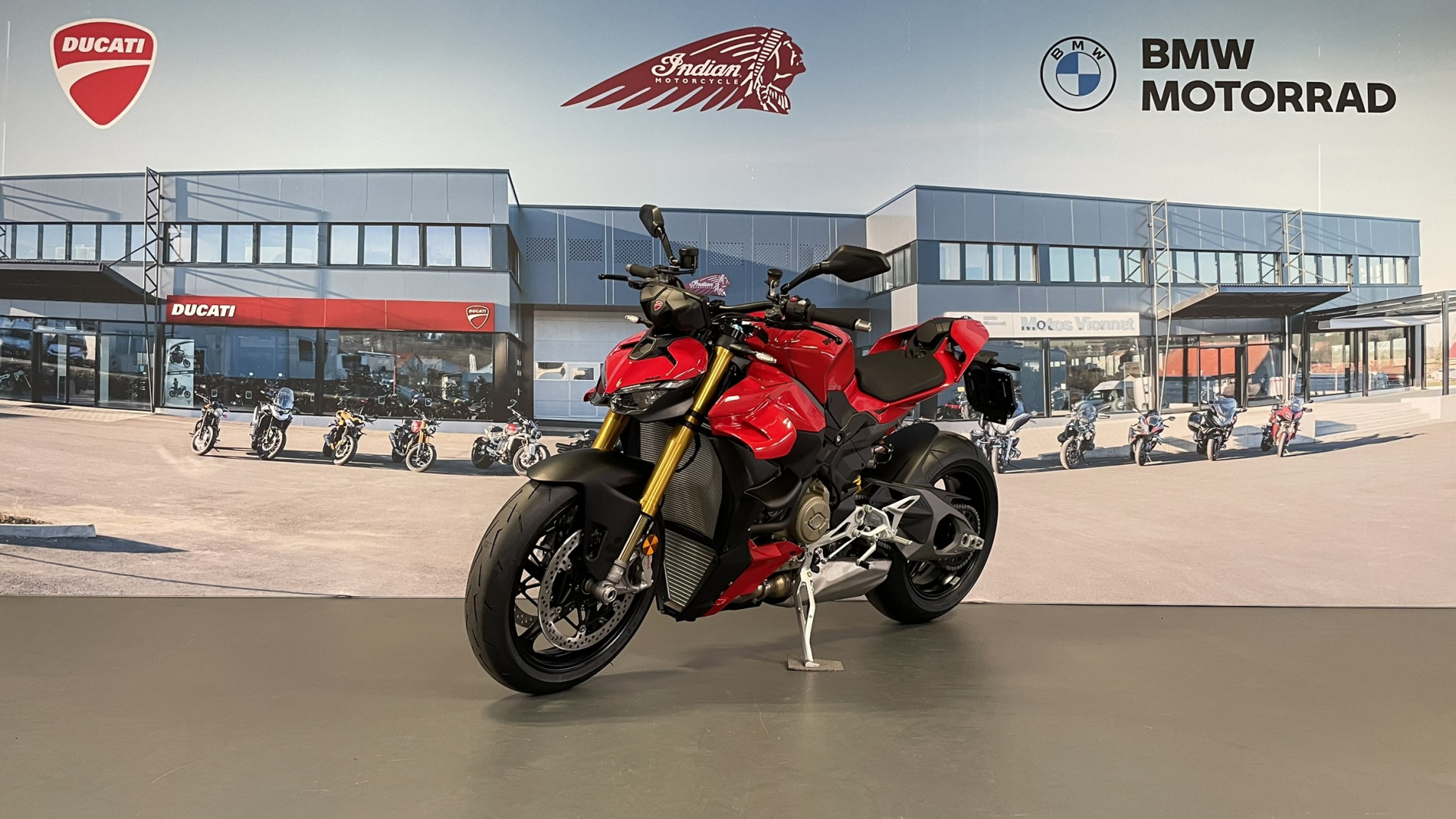 DUCATI Streetfighter 1103 V4 S-image-2