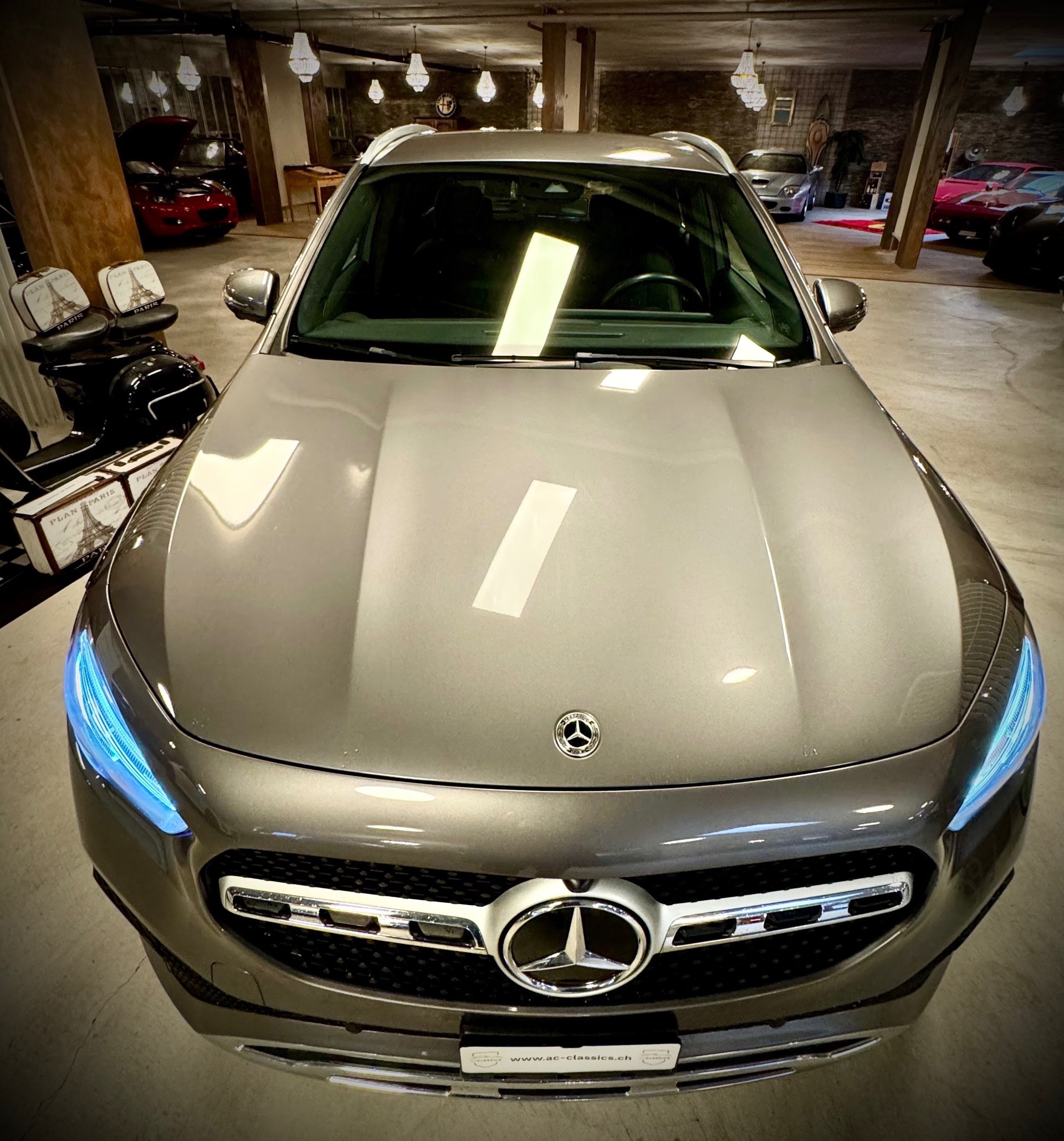 MERCEDES-BENZ GLA 250e Progressive 8G-DCT-image-3