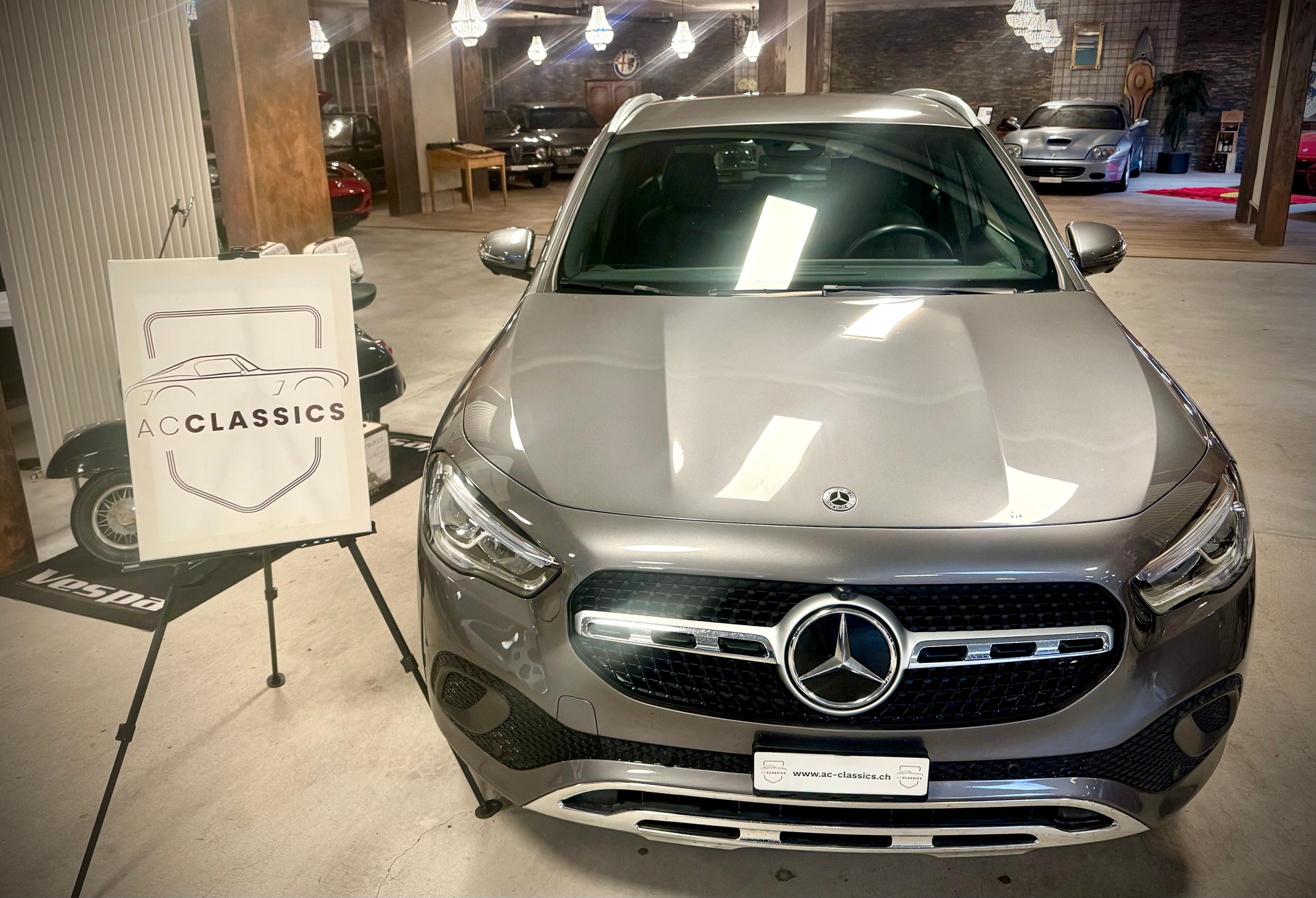 MERCEDES-BENZ GLA 250e Progressive 8G-DCT-image-1