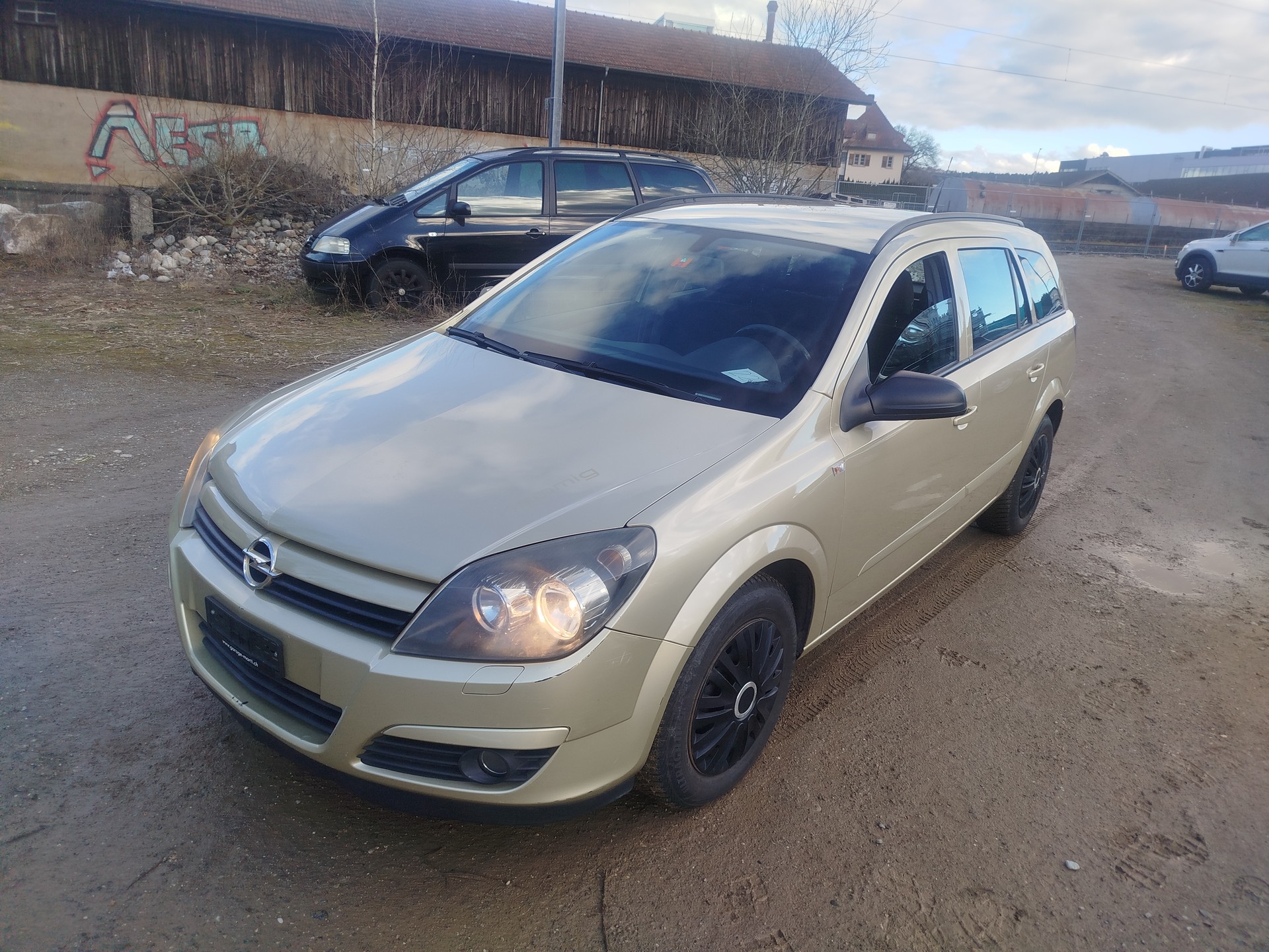 OPEL Astra Caravan 1.6i 16V TP Cosmo-image-7