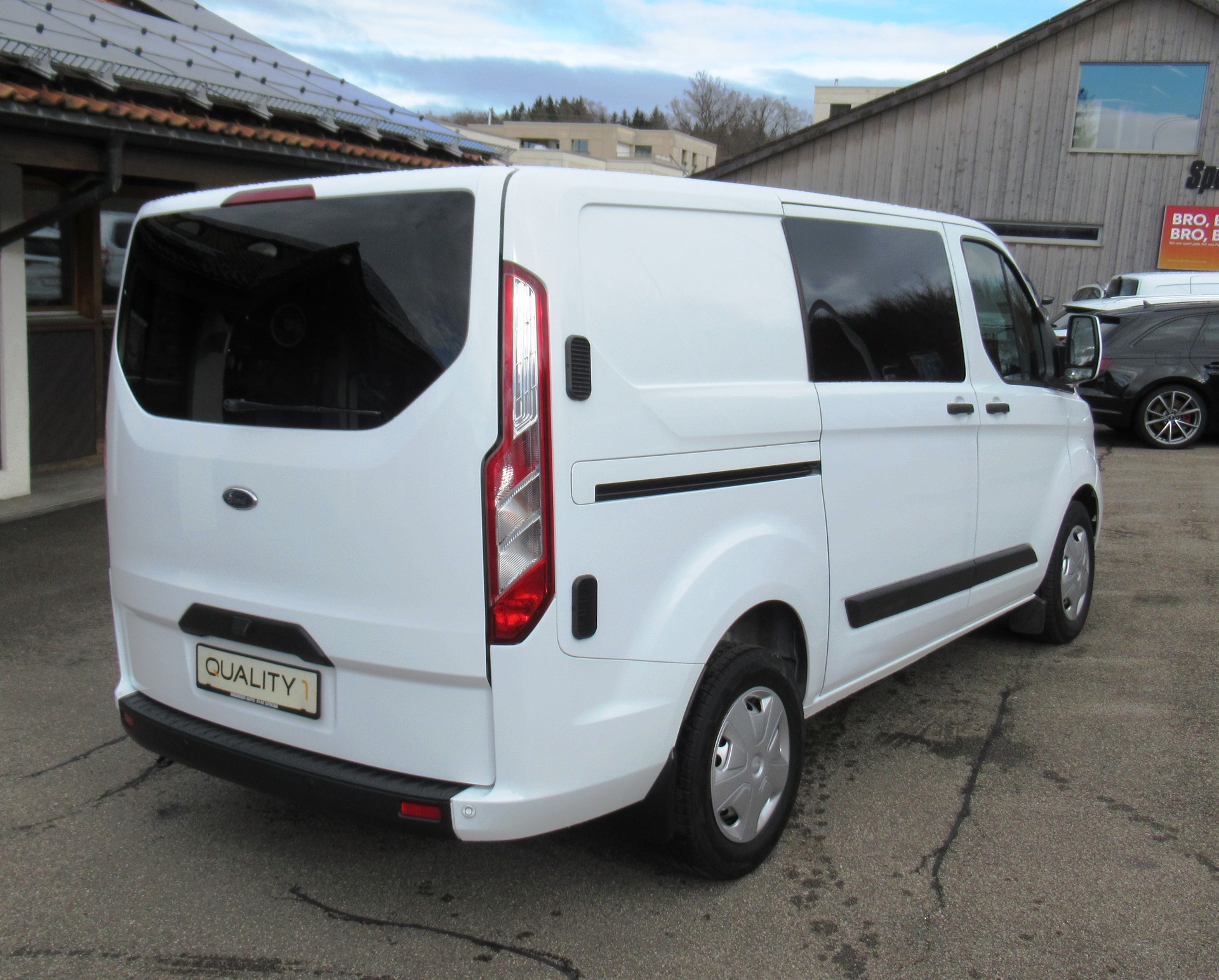 FORD Transit Custom Van 340 L1H1 Trend A-showroom-element-2