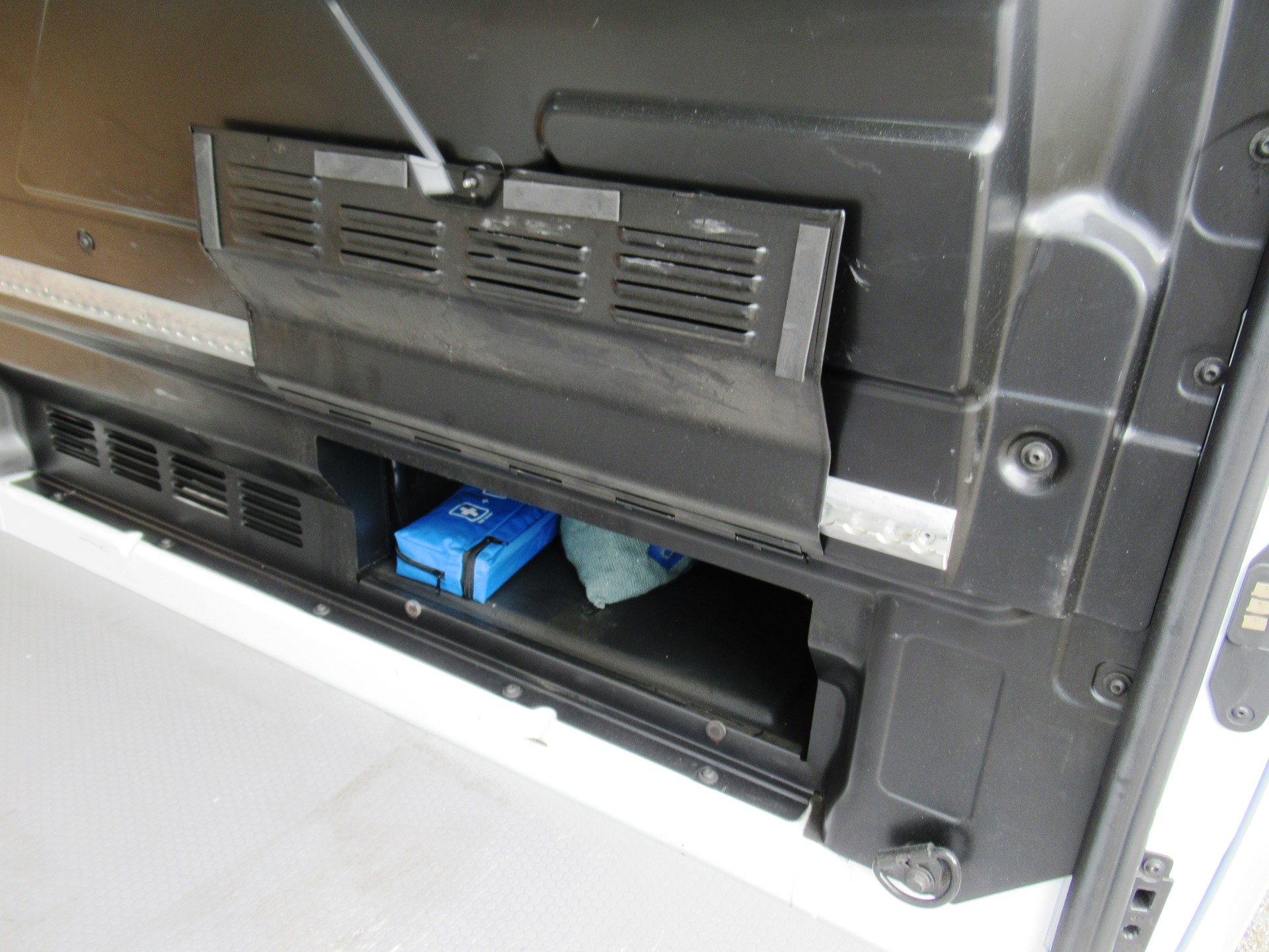 FORD Transit Custom Van 340 L1H1 Trend A-image-4