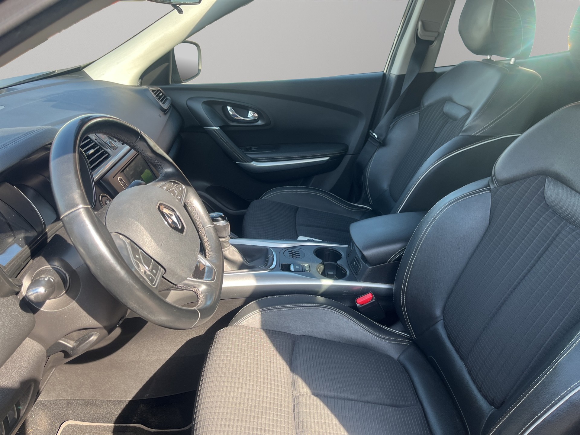RENAULT Kadjar 1.2 16V Turbo Bose-image-10