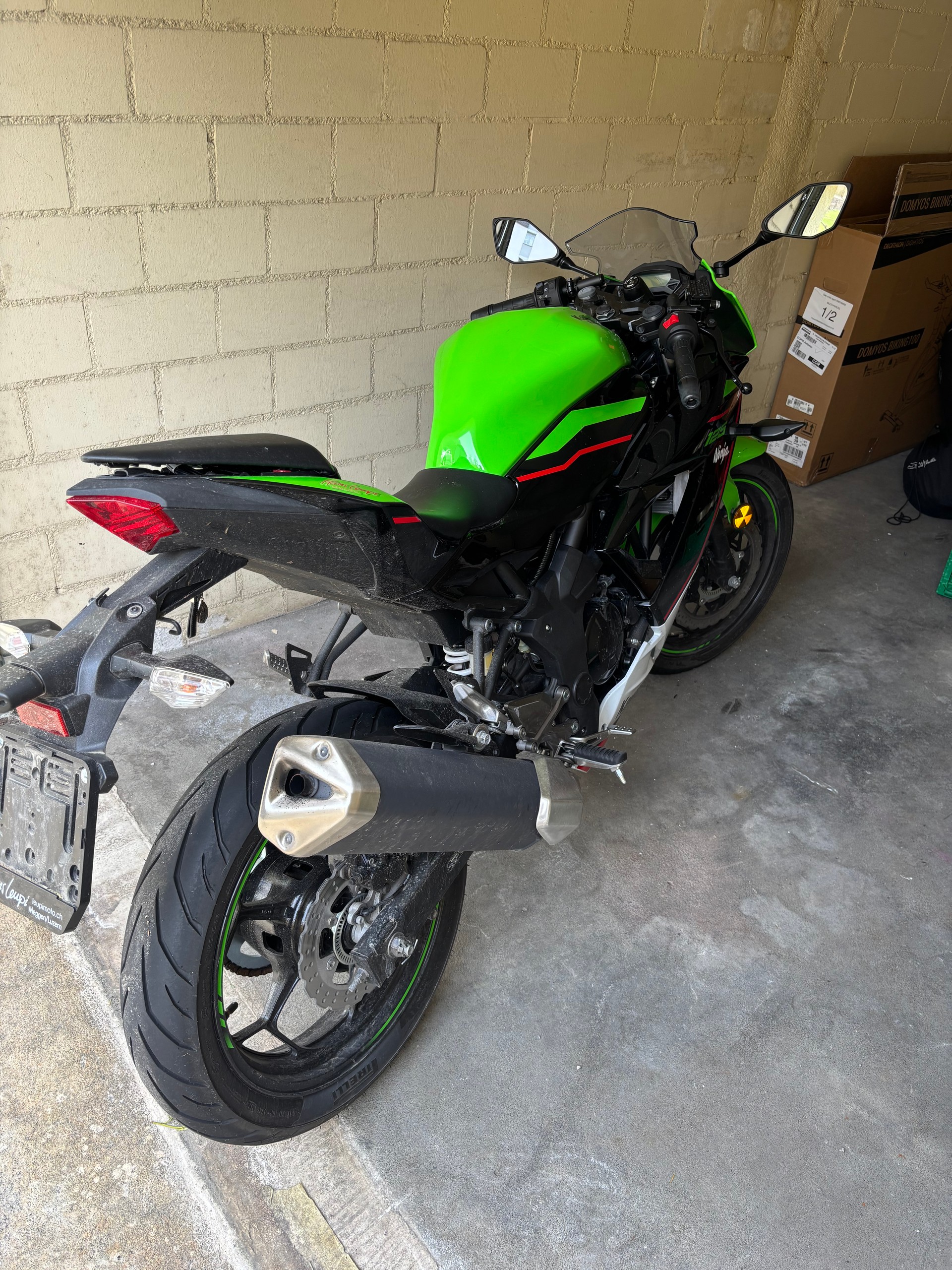 KAWASAKI Ninja 125-image-1