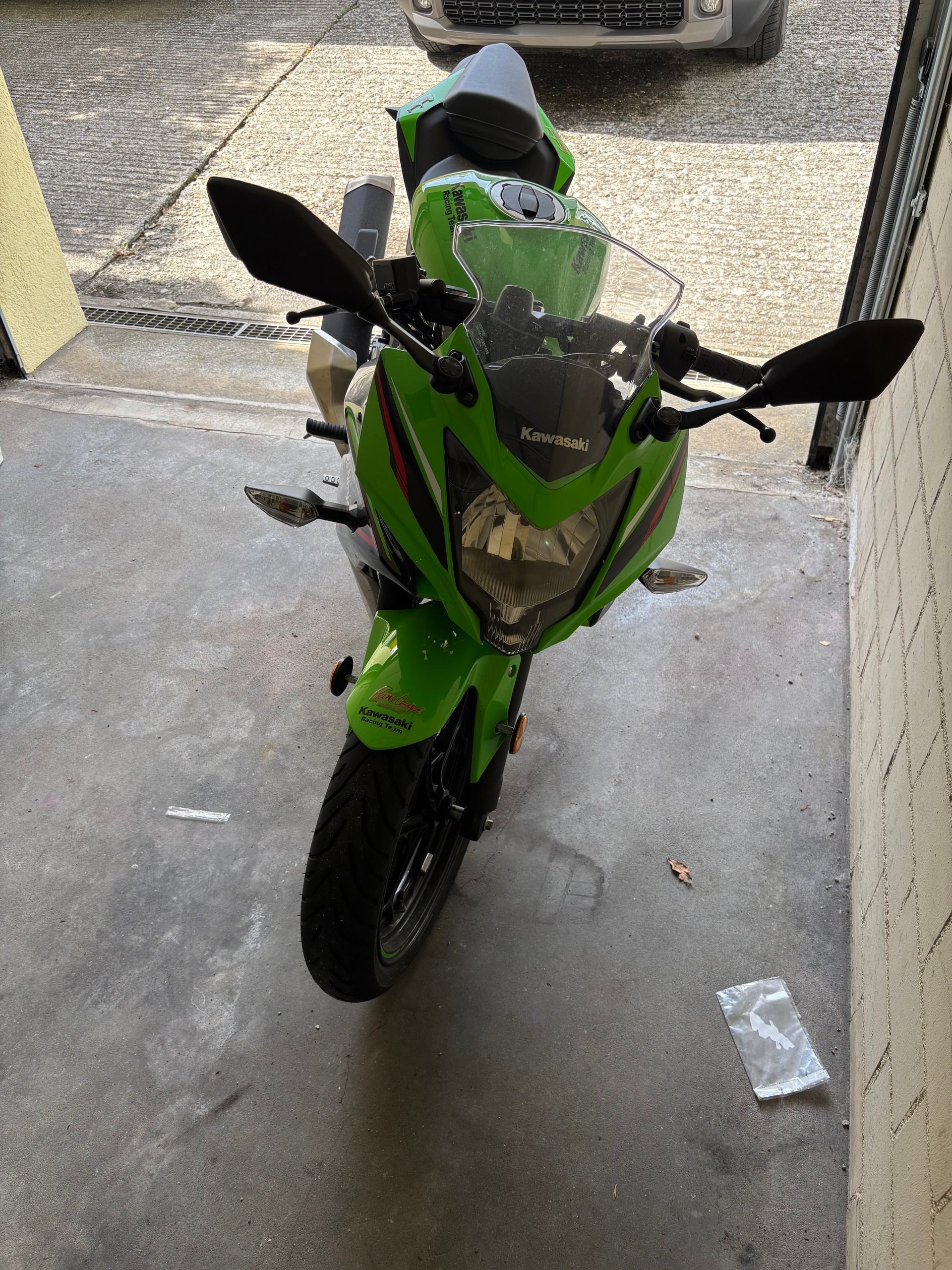 KAWASAKI Ninja 125-image-2