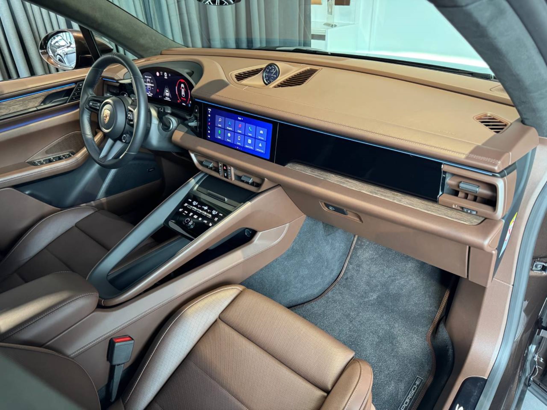 PORSCHE Macan 4S-image-20