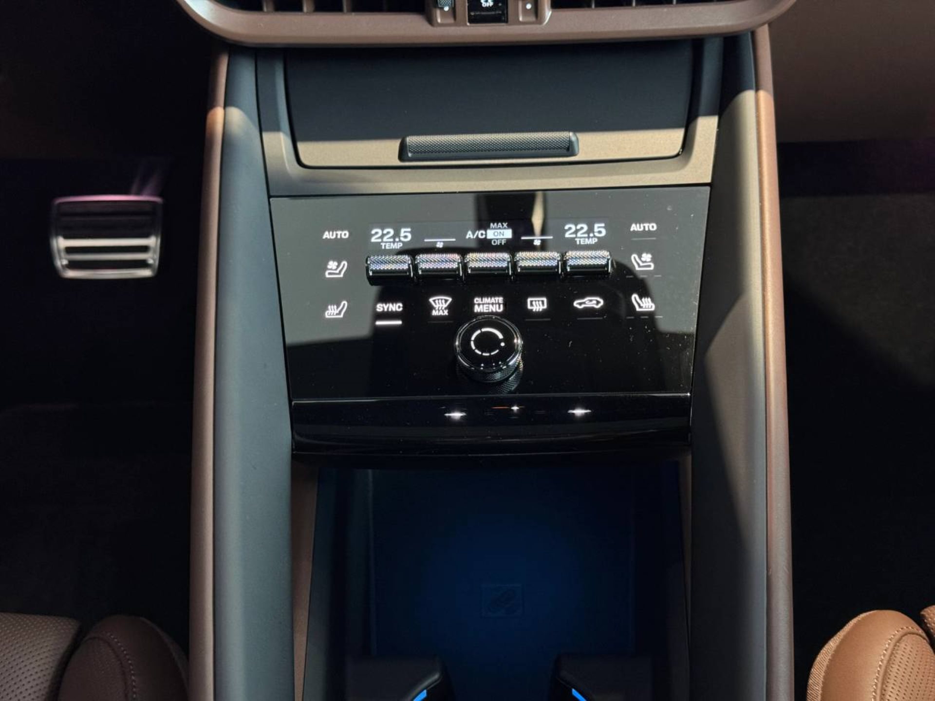 PORSCHE Macan 4S-image-17
