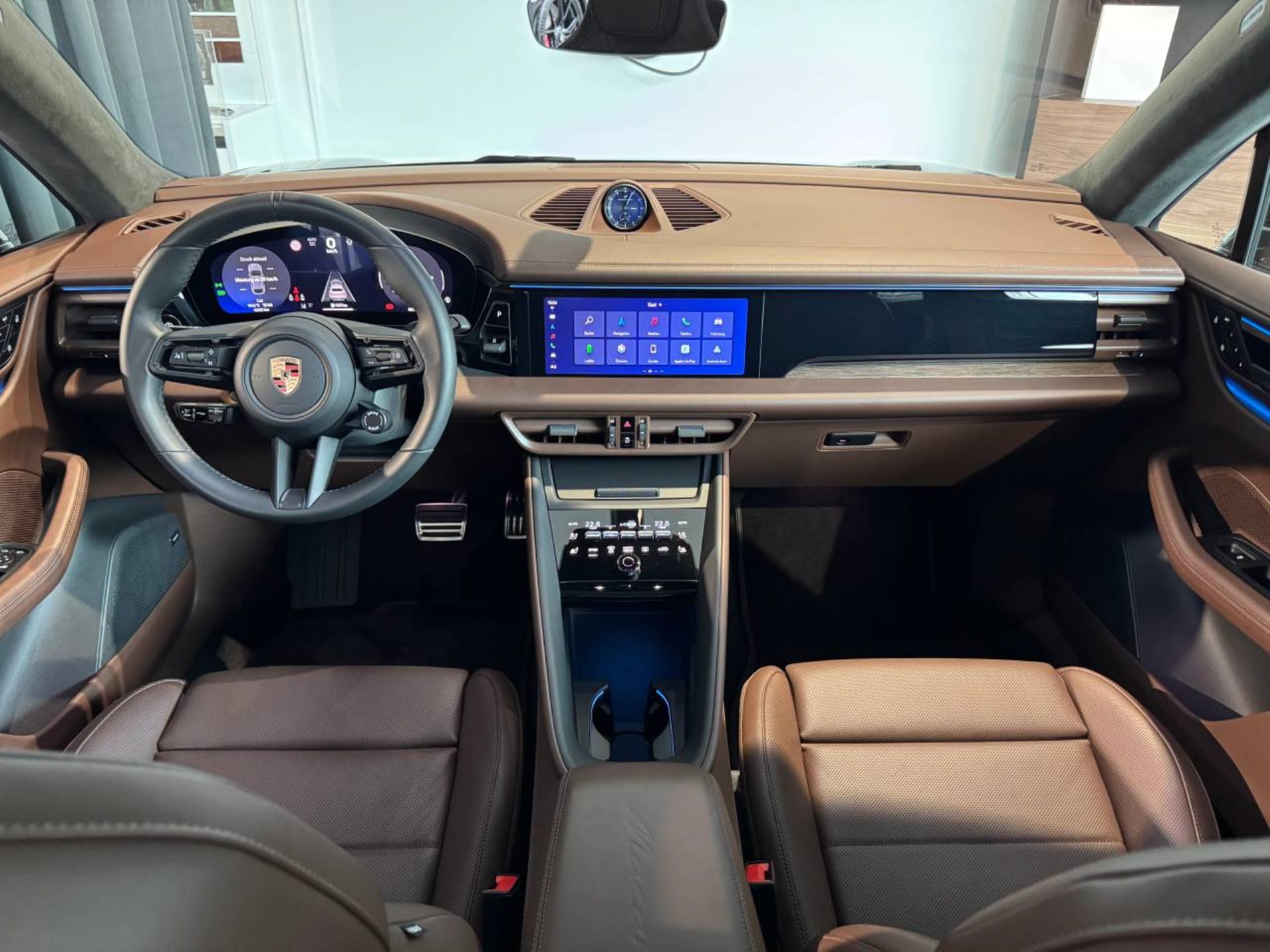 PORSCHE Macan 4S-image-16