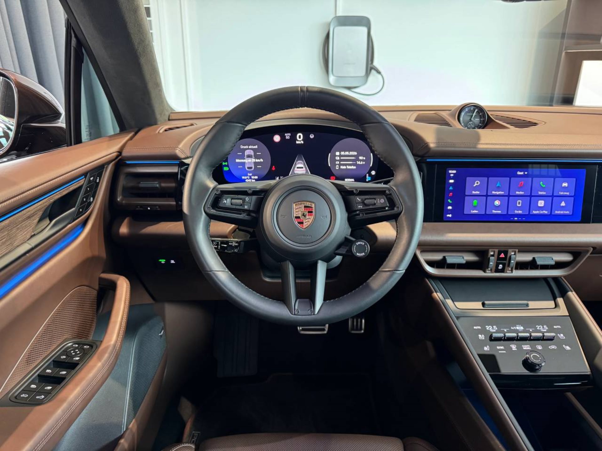 PORSCHE Macan 4S-image-15
