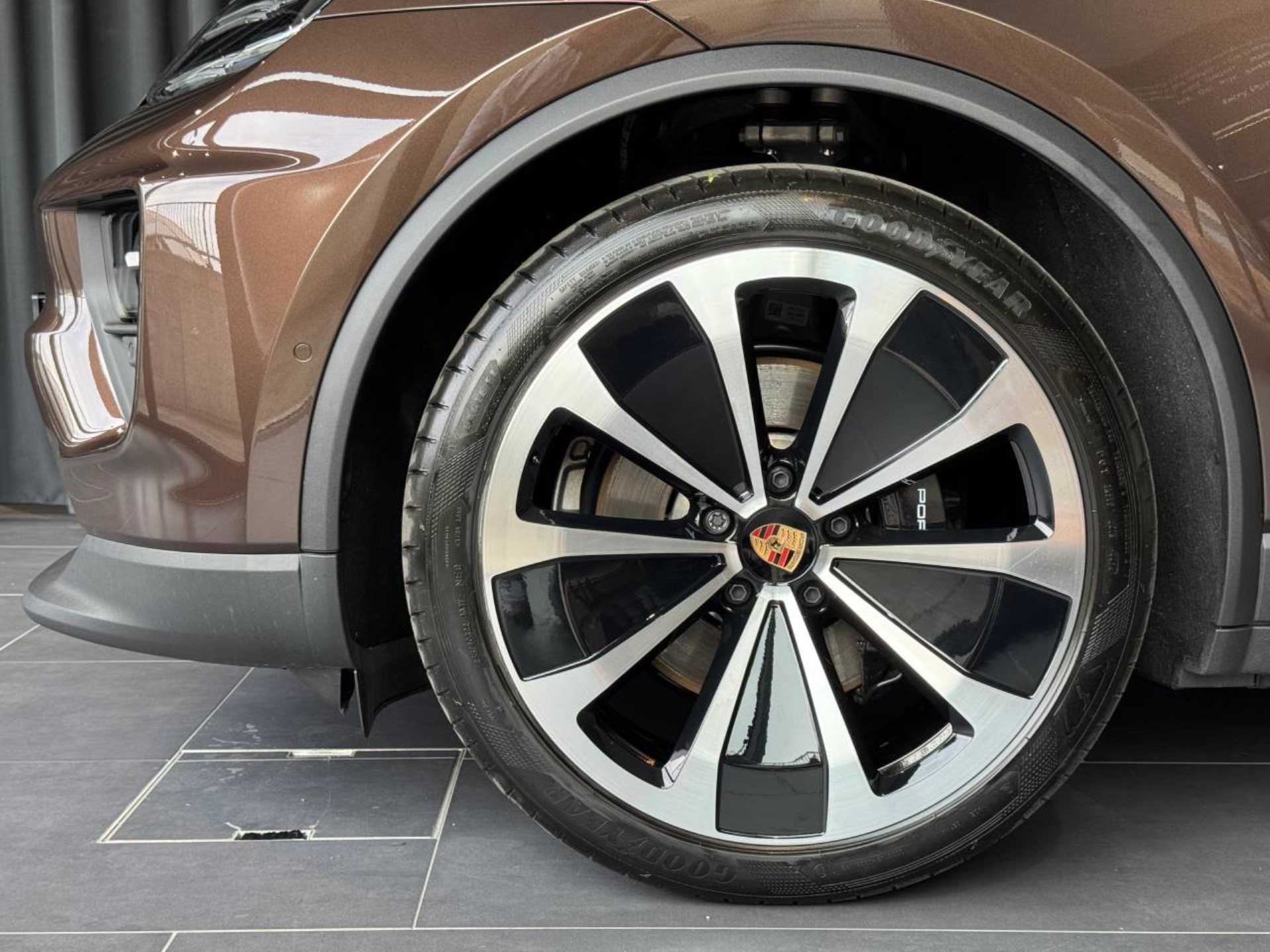 PORSCHE Macan 4S-image-10