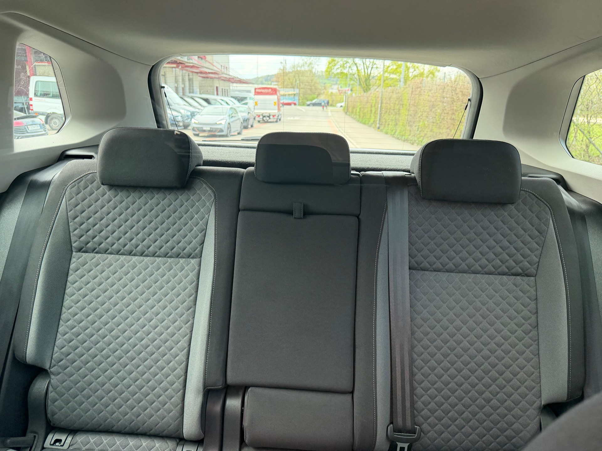 VW Tiguan 2.0 TDI BlueMotion Trend&Fun 4Motion DSG-image-8