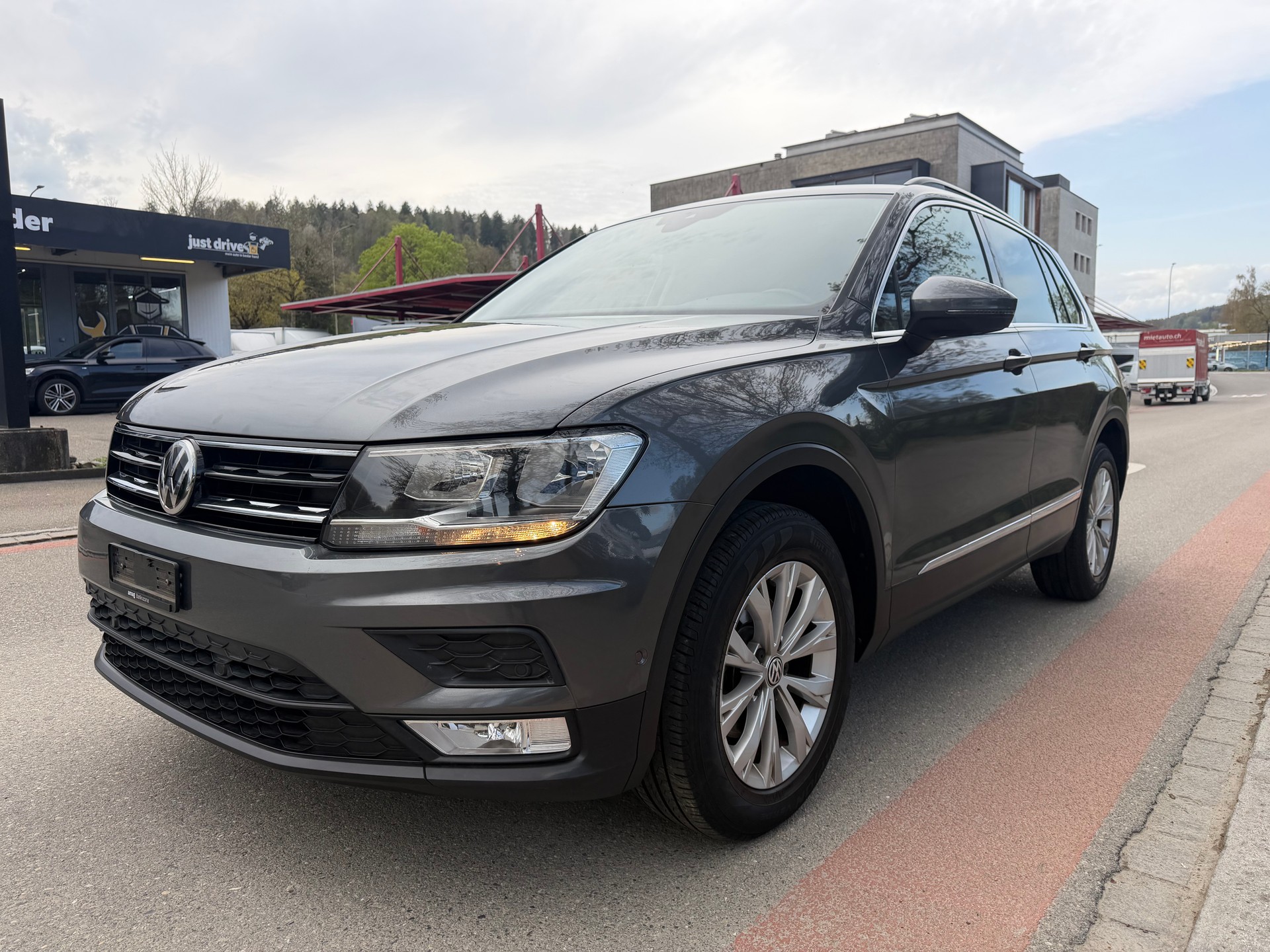VW Tiguan 2.0 TDI BlueMotion Trend&Fun 4Motion DSG-showroom-element-2