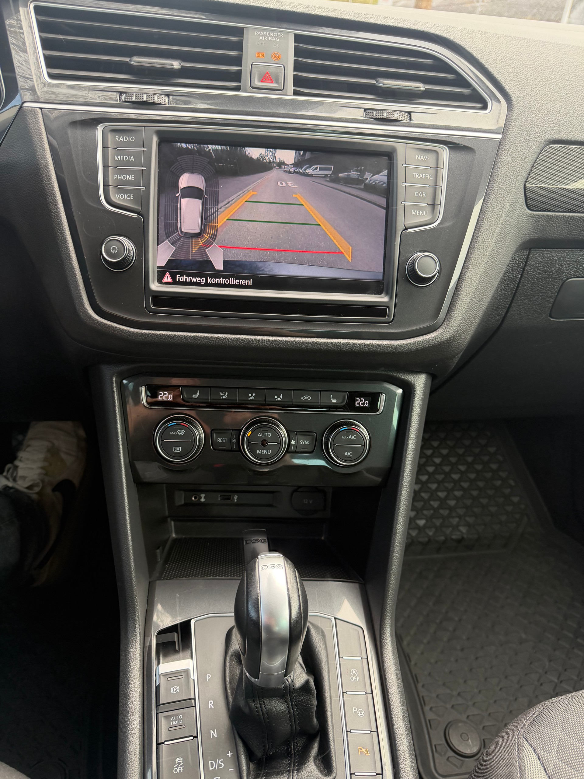VW Tiguan 2.0 TDI BlueMotion Trend&Fun 4Motion DSG-image-15