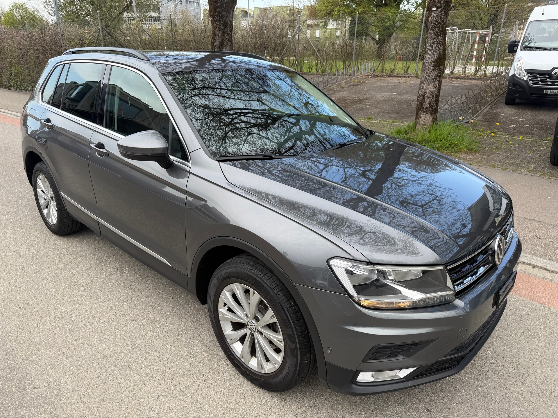 VW Tiguan 2.0 TDI BlueMotion Trend&Fun 4Motion DSG-showroom-element-1
