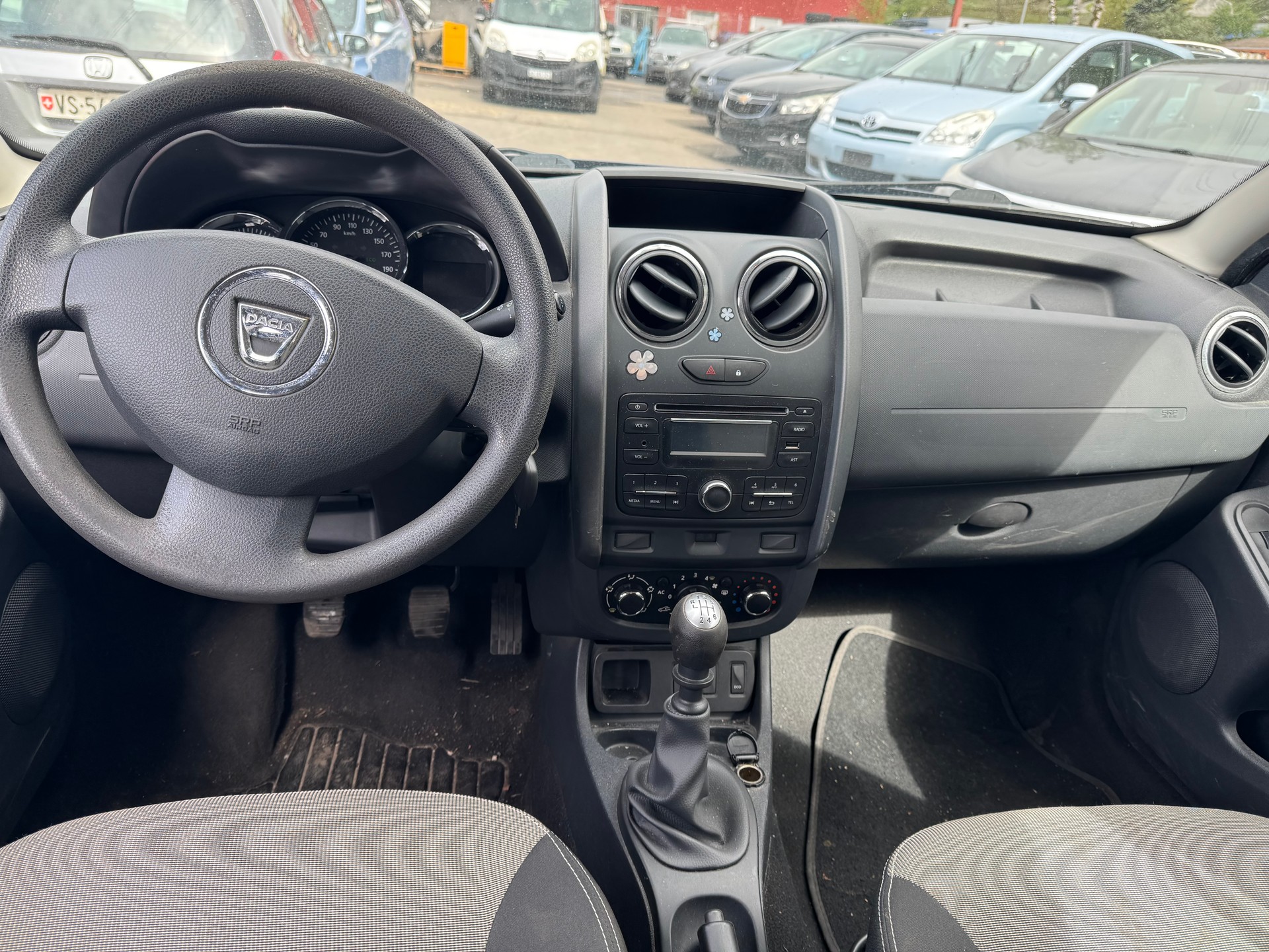 DACIA Duster 1.2 T Ambiance 4x2-image-5