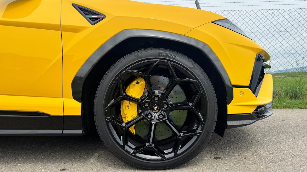 LAMBORGHINI Urus Performante-image-10