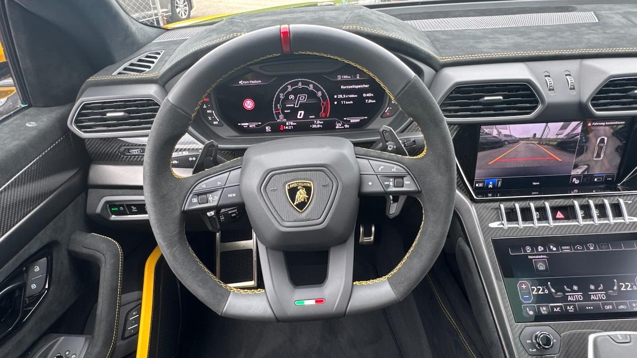 LAMBORGHINI Urus Performante-image-19
