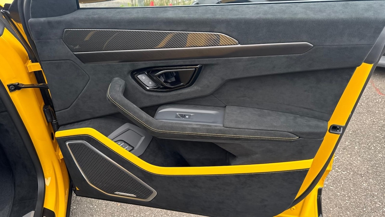 LAMBORGHINI Urus Performante-image-26