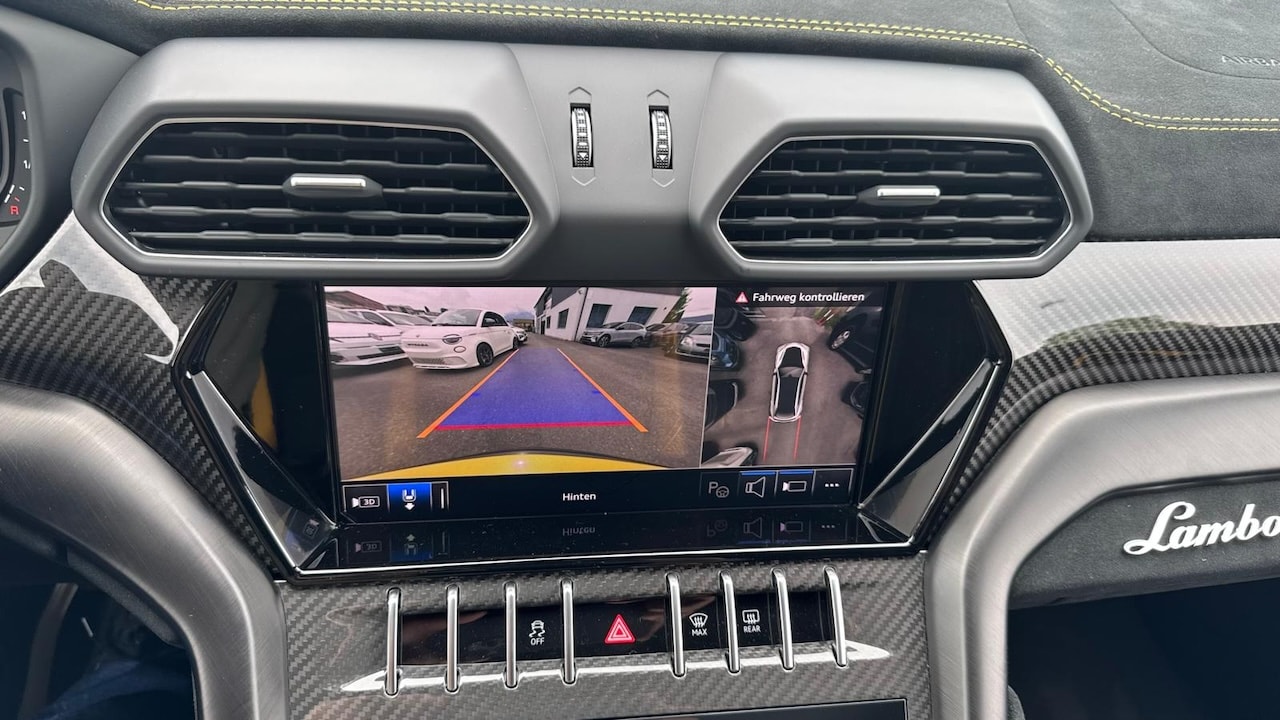 LAMBORGHINI Urus Performante-image-23