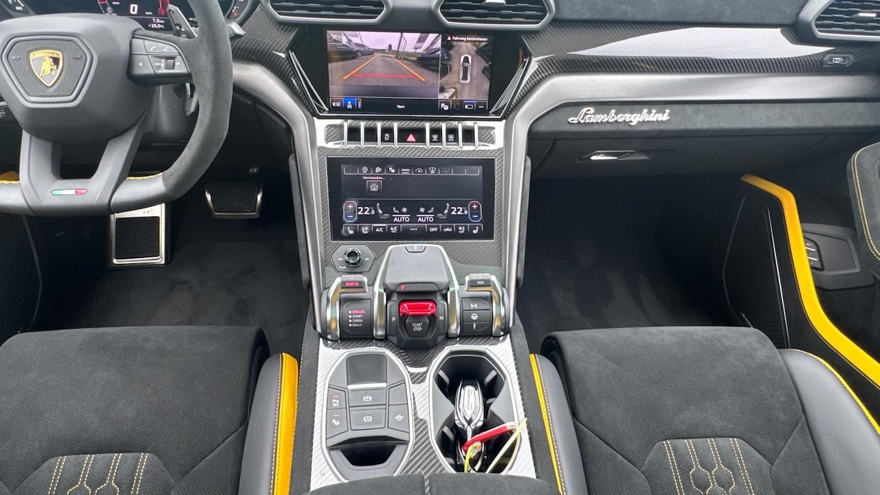 LAMBORGHINI Urus Performante-image-21