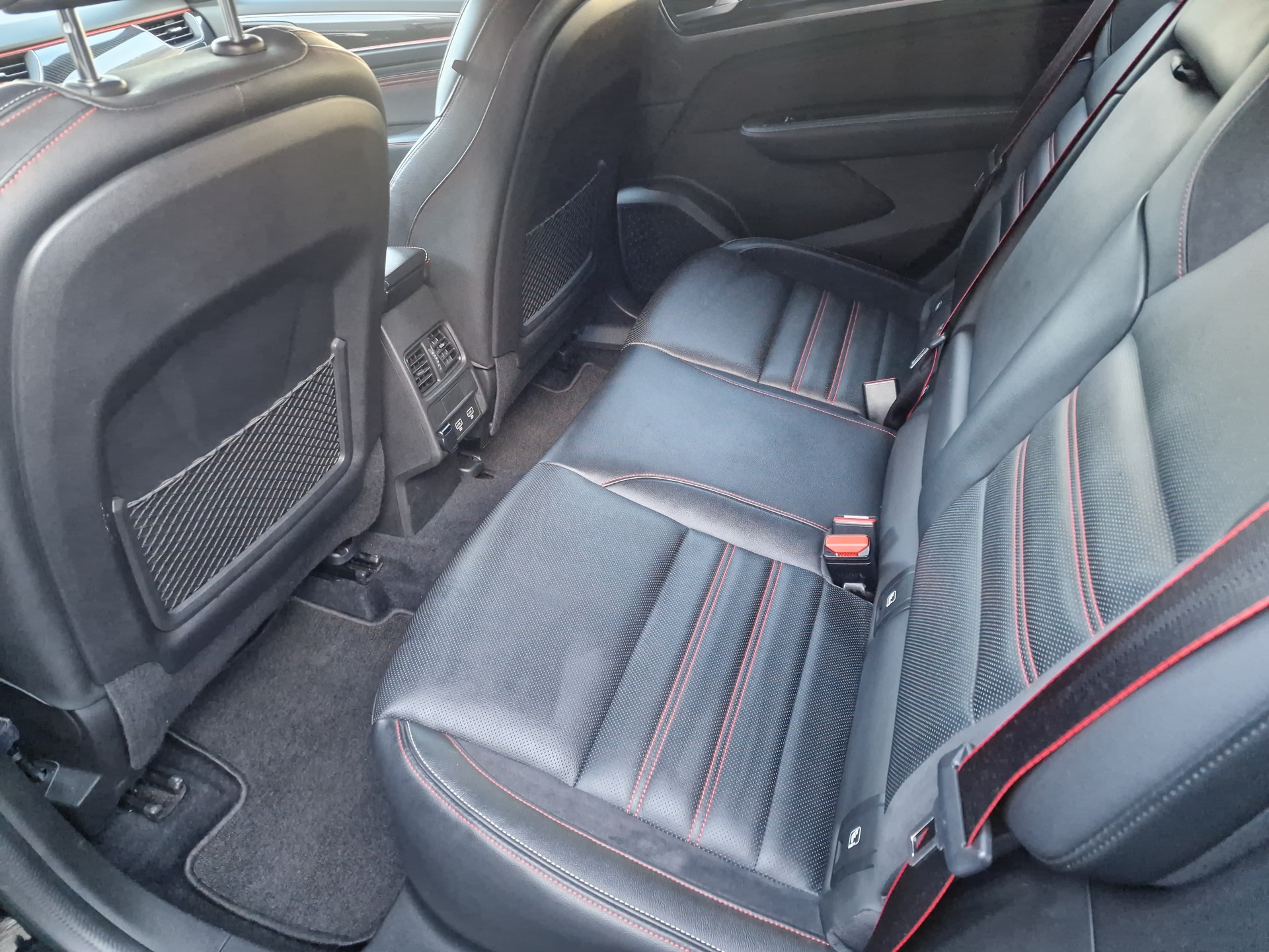 RENAULT Arkana 1.3 TCe R.S. Line EDC-image-9