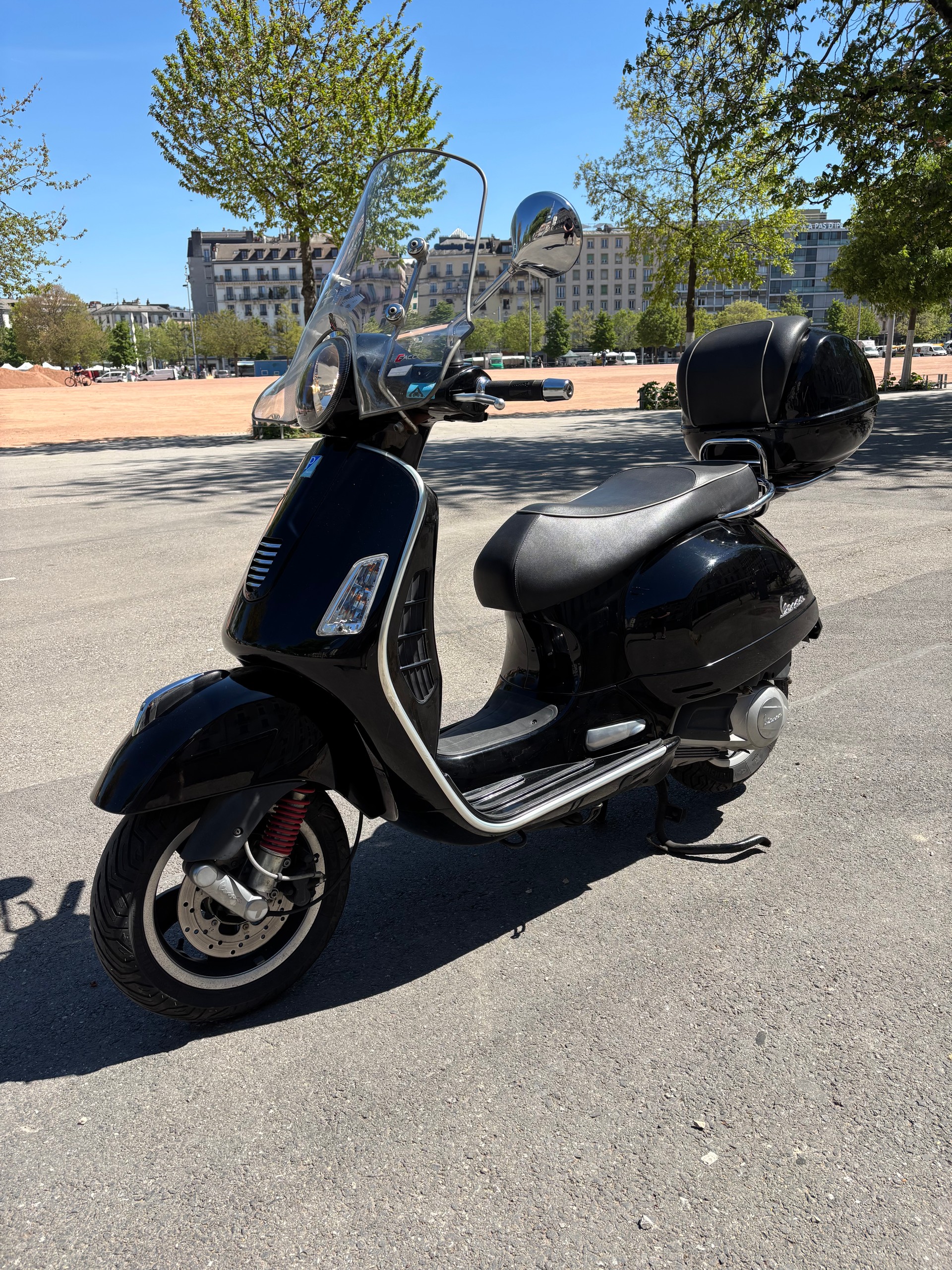 PIAGGIO Vespa GTS Super 125 i.e.-image-0