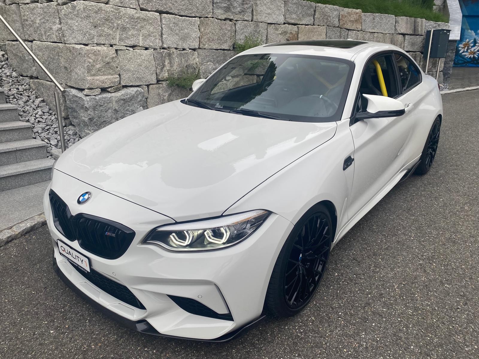 BMW M2 Competition Drivelogic