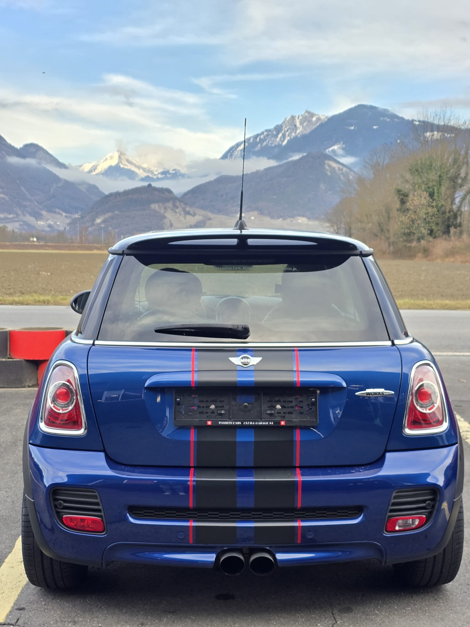 MINI Cooper John Cooper Works Steptronic-image-6