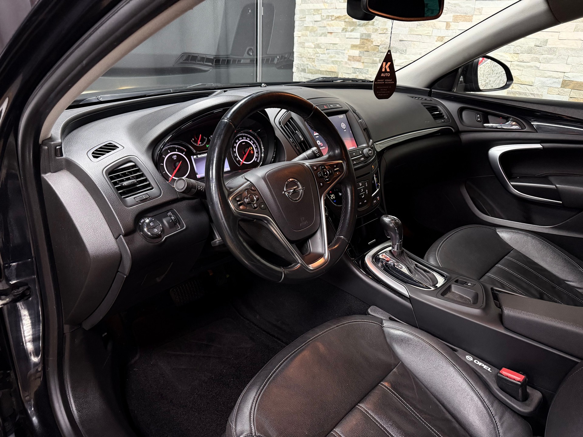 OPEL Insignia Country Tourer 2.0 CDTI 4WD Automatic-image-11
