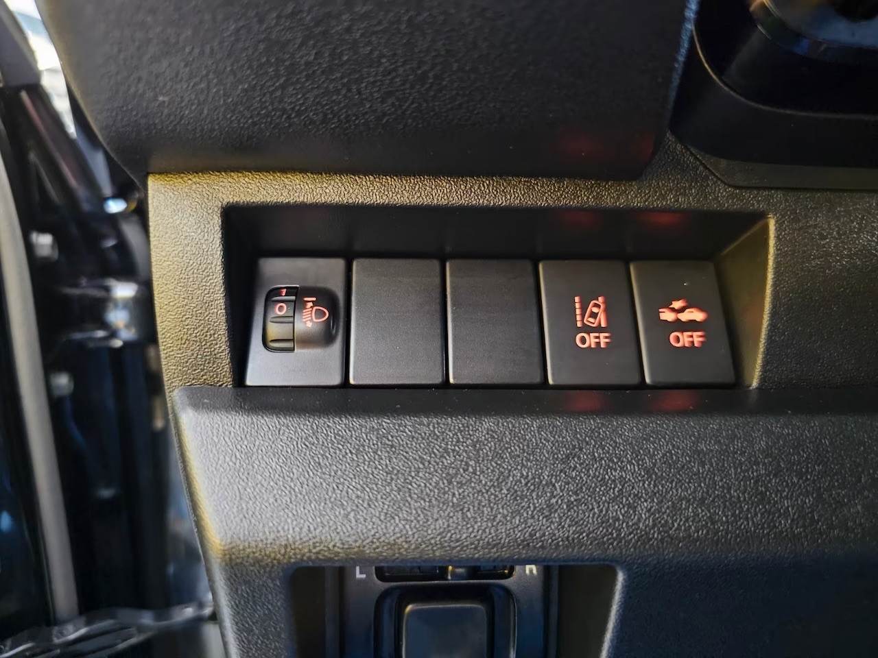 SUZUKI JIMNY 1.5 COMPACT+ 4x4 | 2 PLATZER | MANUEL-image-17