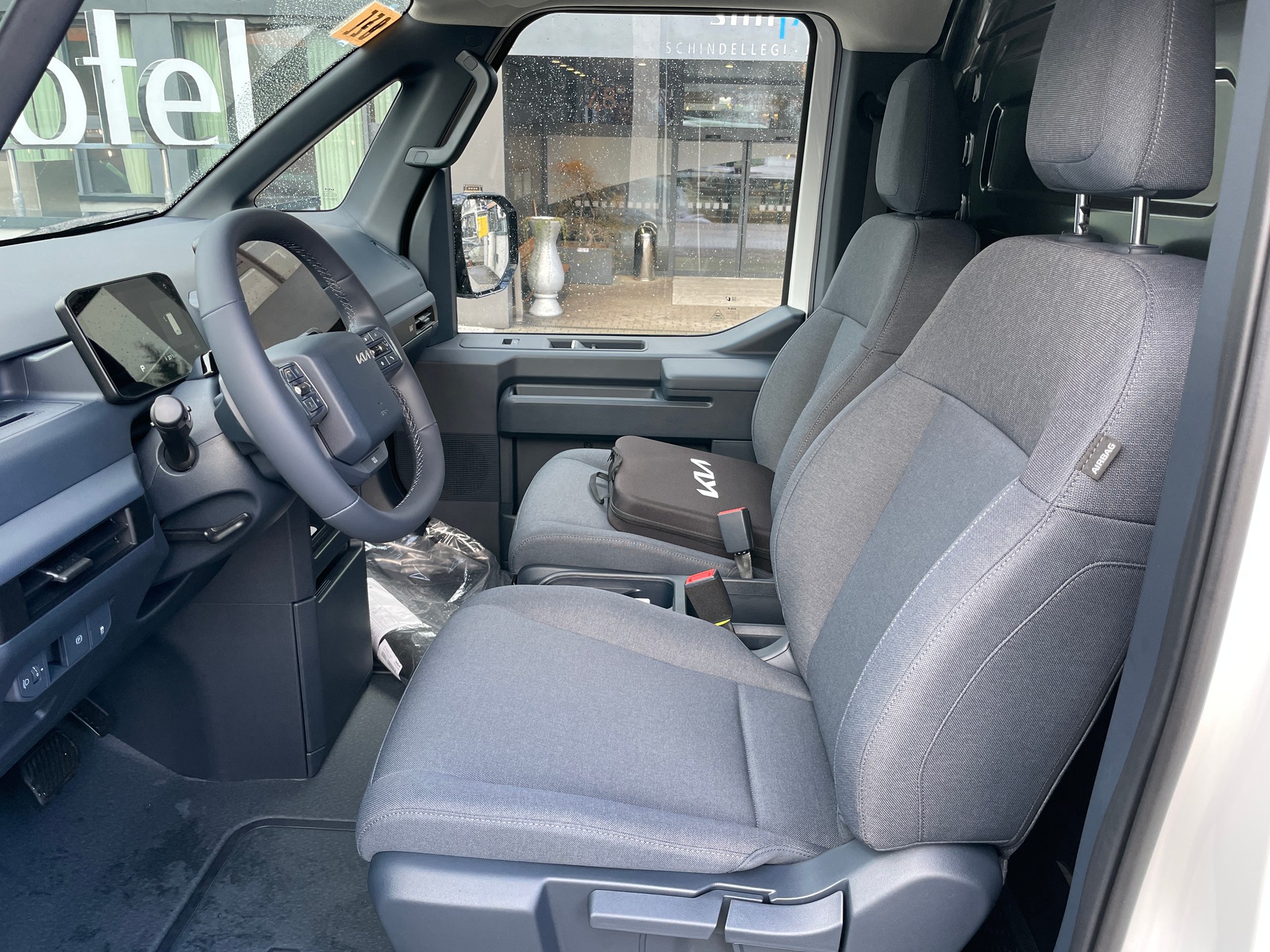 KIA PV5 Cargo 71.2 kWh Elite, mit Wärmepumpe-image-18